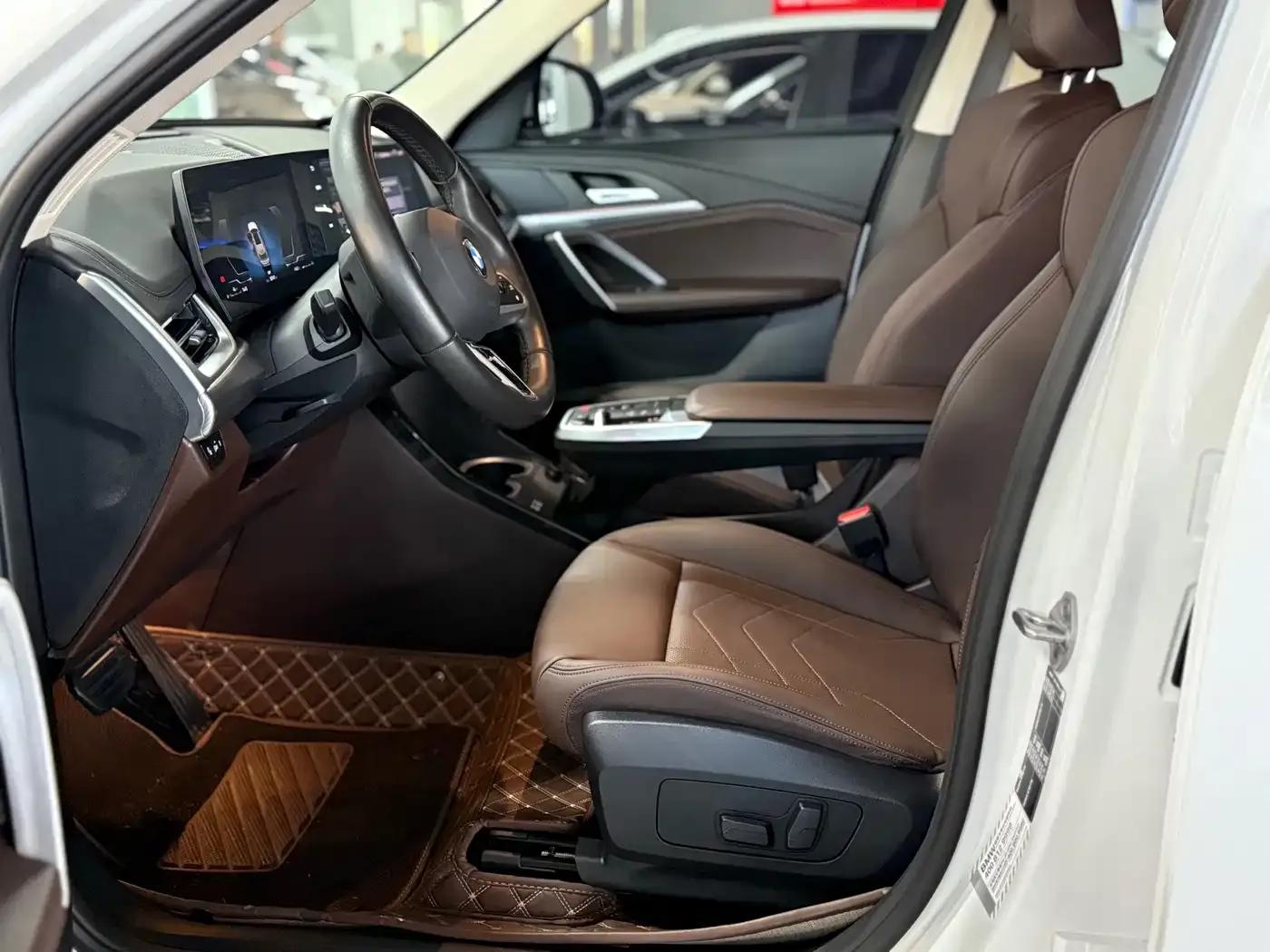 2024 BMW X1 sDrive25Li M Sport Package — миниатюра 4