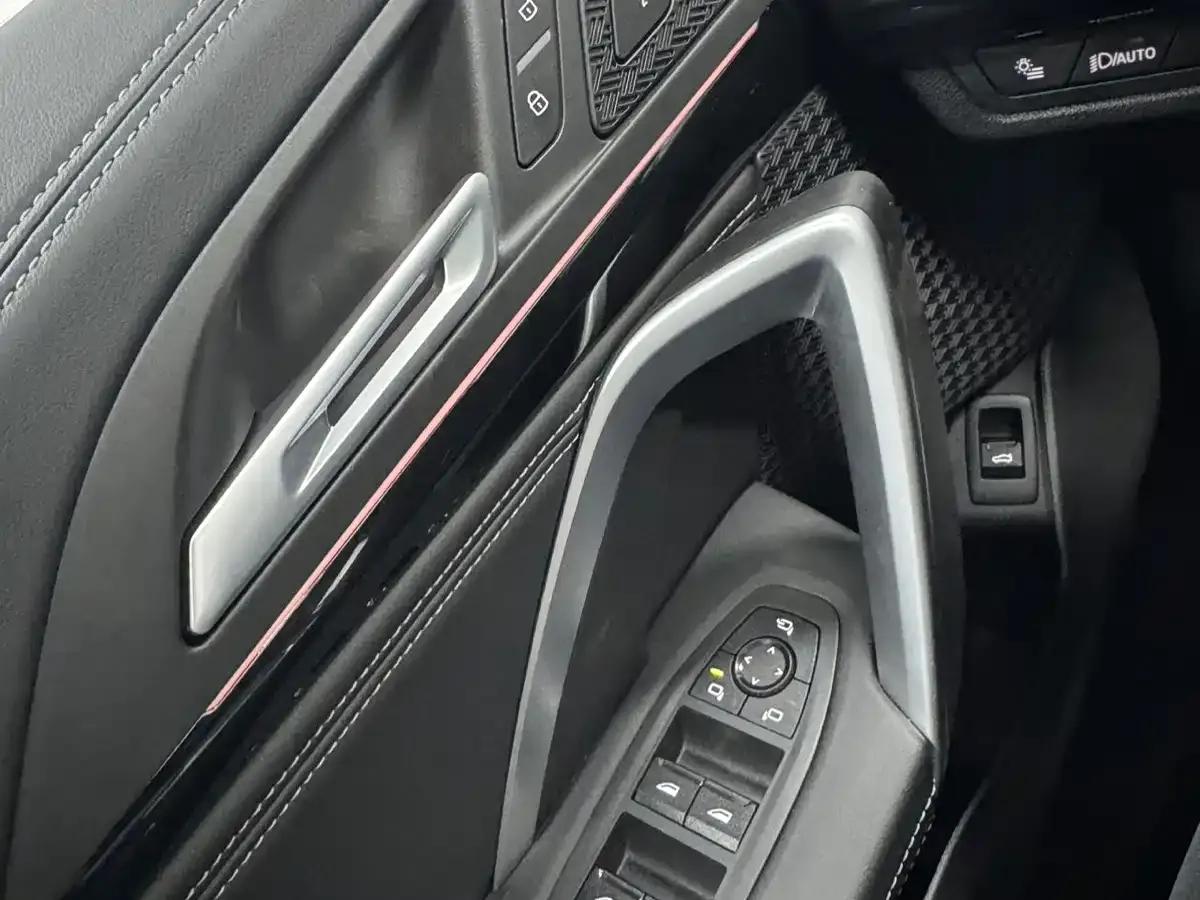 BMW X1 2024 sDrive20Li X Design Package — миниатюра 12