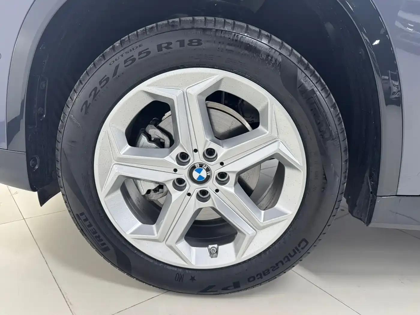 BMW X1 2024 sDrive20Li X Design Package — миниатюра 9