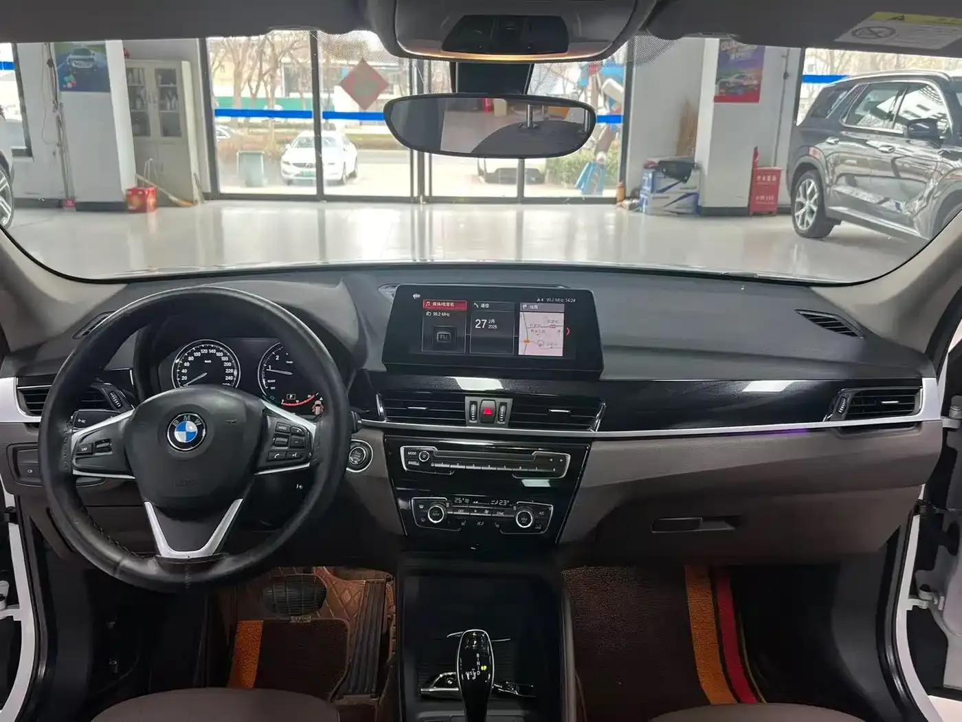BMW X1 2020 sDrive25Li Leading Edition — миниатюра 9