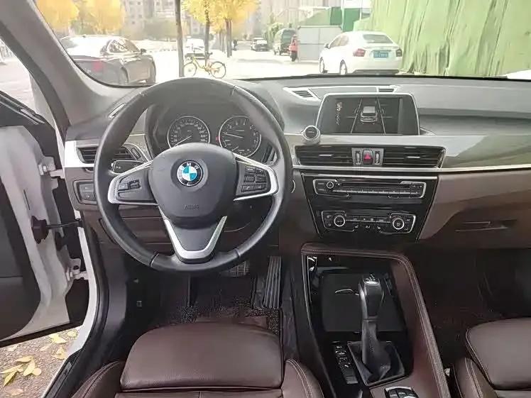 BMW X1 2018 xDrive20Li Premium — миниатюра 13