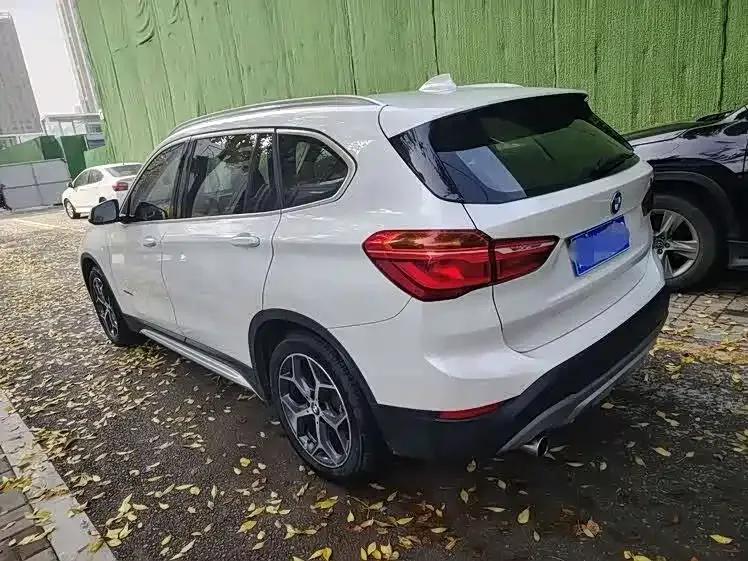 BMW X1 2018 xDrive20Li Premium — миниатюра 5