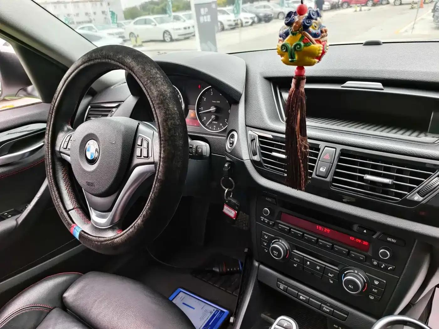 BMW X1 2013 sDrive20i Sport Design Package — миниатюра 17