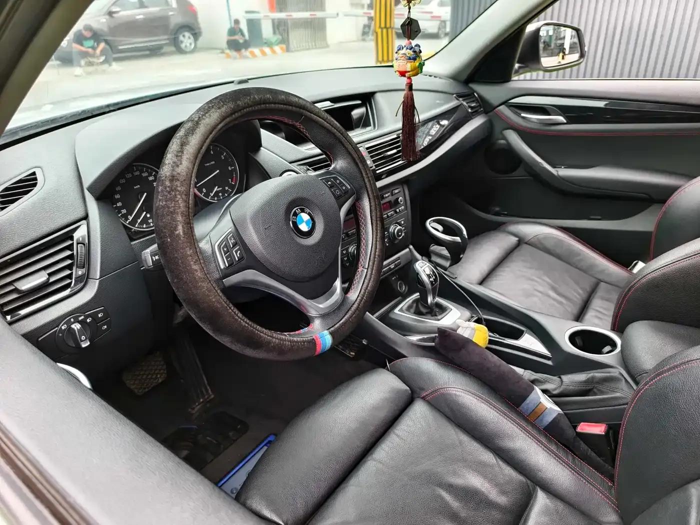 BMW X1 2013 sDrive20i Sport Design Package — миниатюра 9