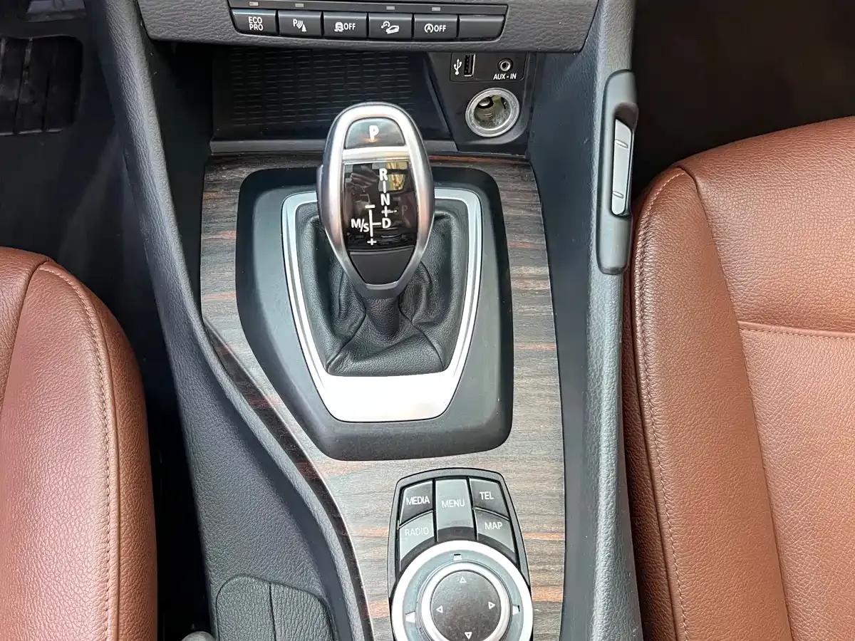 2014 BMW X1 sDrive20i X Design Package — миниатюра 22