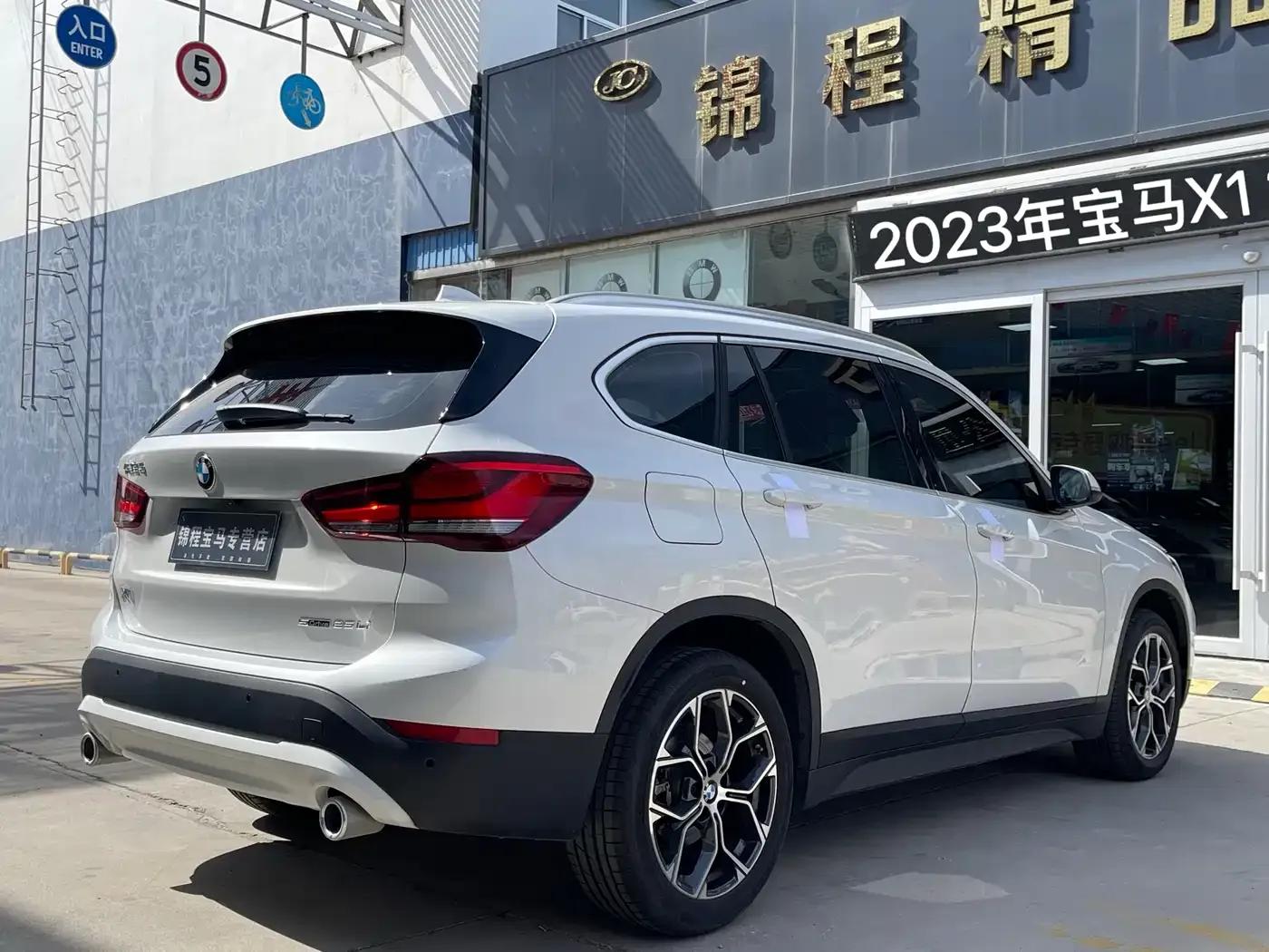 BMW X1 2022 sDrive25Li Leading Edition — миниатюра 8