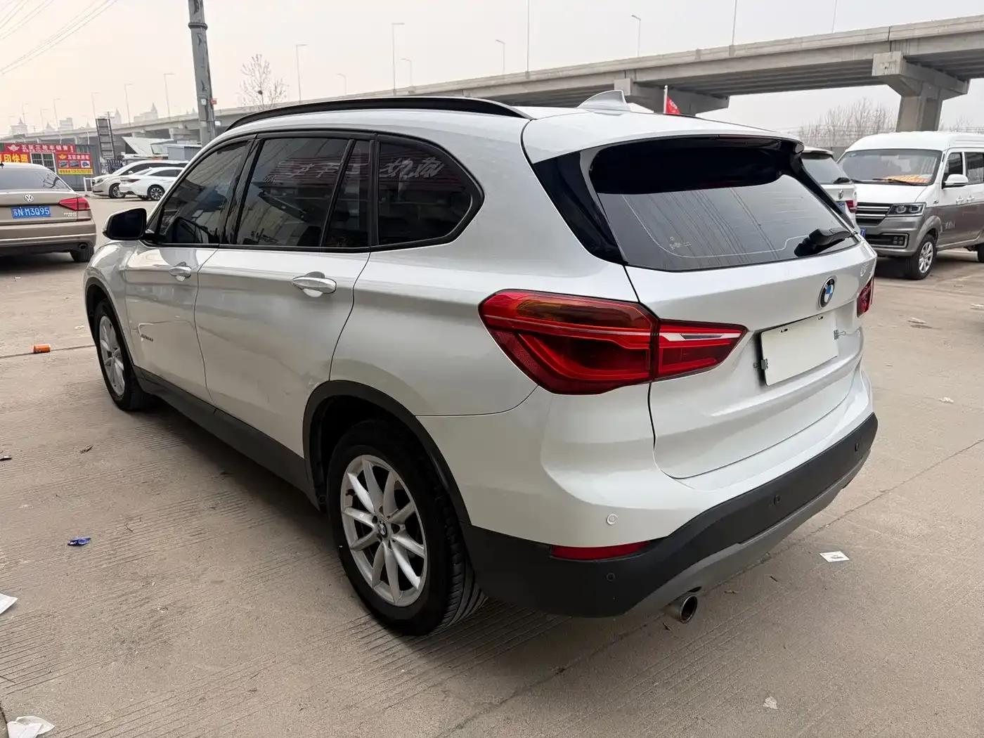 BMW X1 2018 sDrive18Li Fashion Edition — миниатюра 6