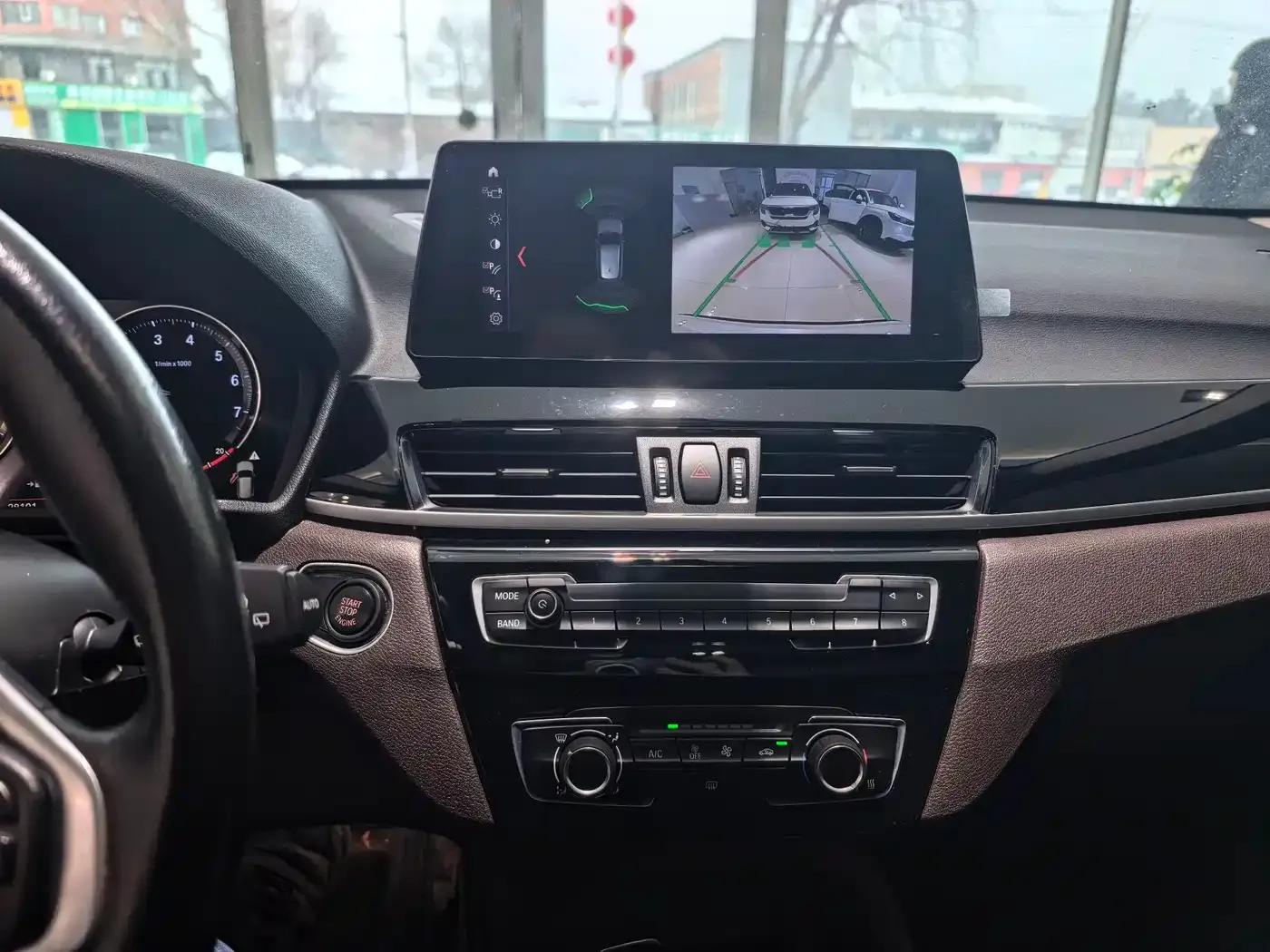 BMW X1 2022 sDrive20Li Premium — миниатюра 9
