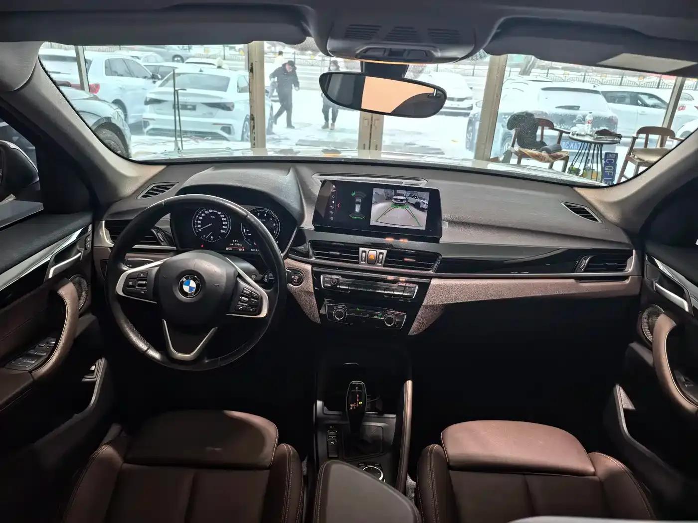 BMW X1 2022 sDrive20Li Premium — миниатюра 10