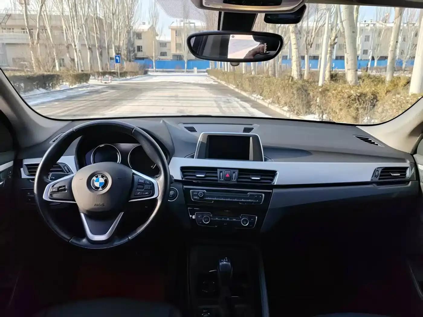 BMW X1 2019 sDrive20Li Leading Edition — миниатюра 9