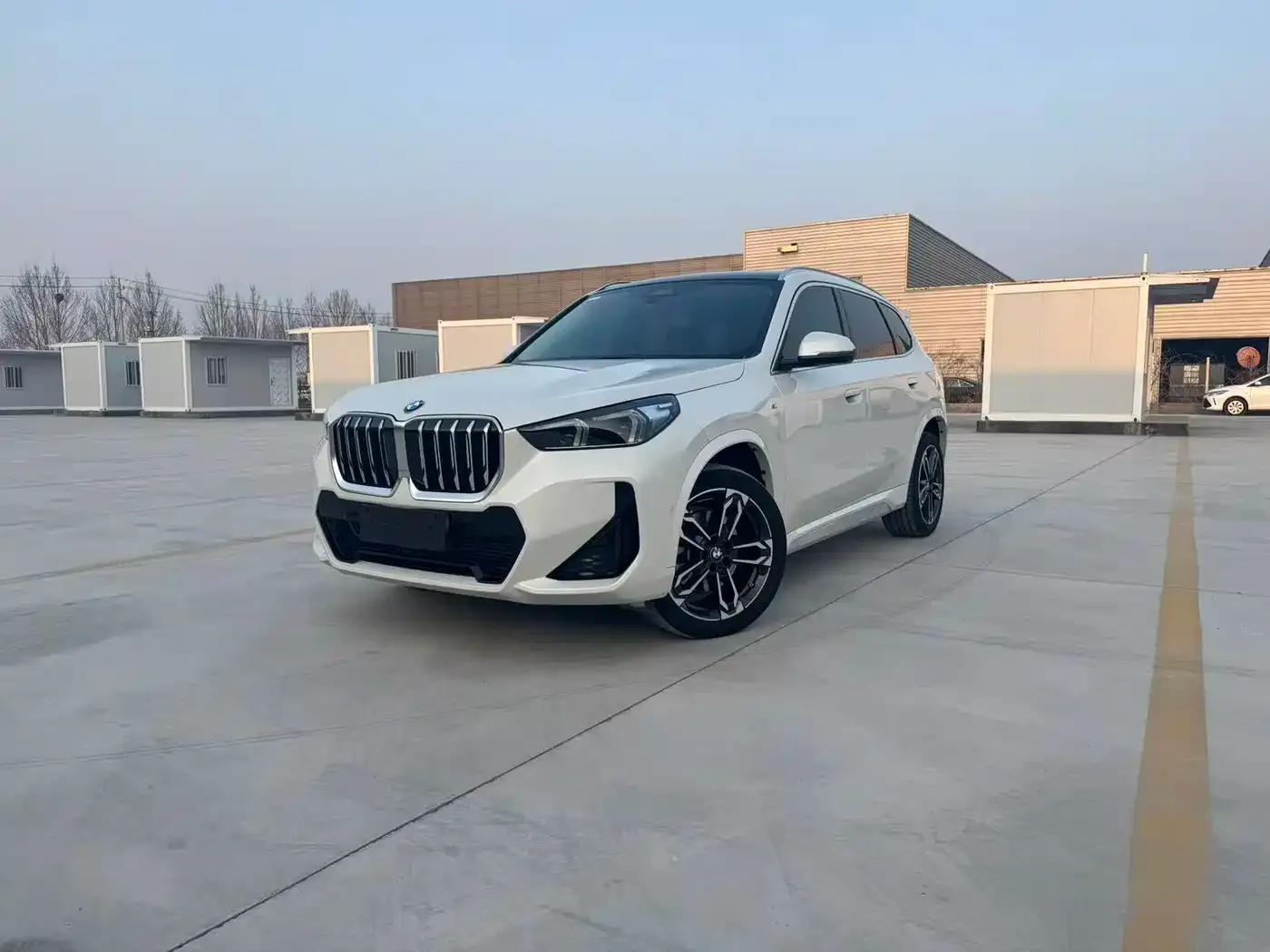 2024 BMW X1 sDrive25Li M Sport Package — миниатюра 1