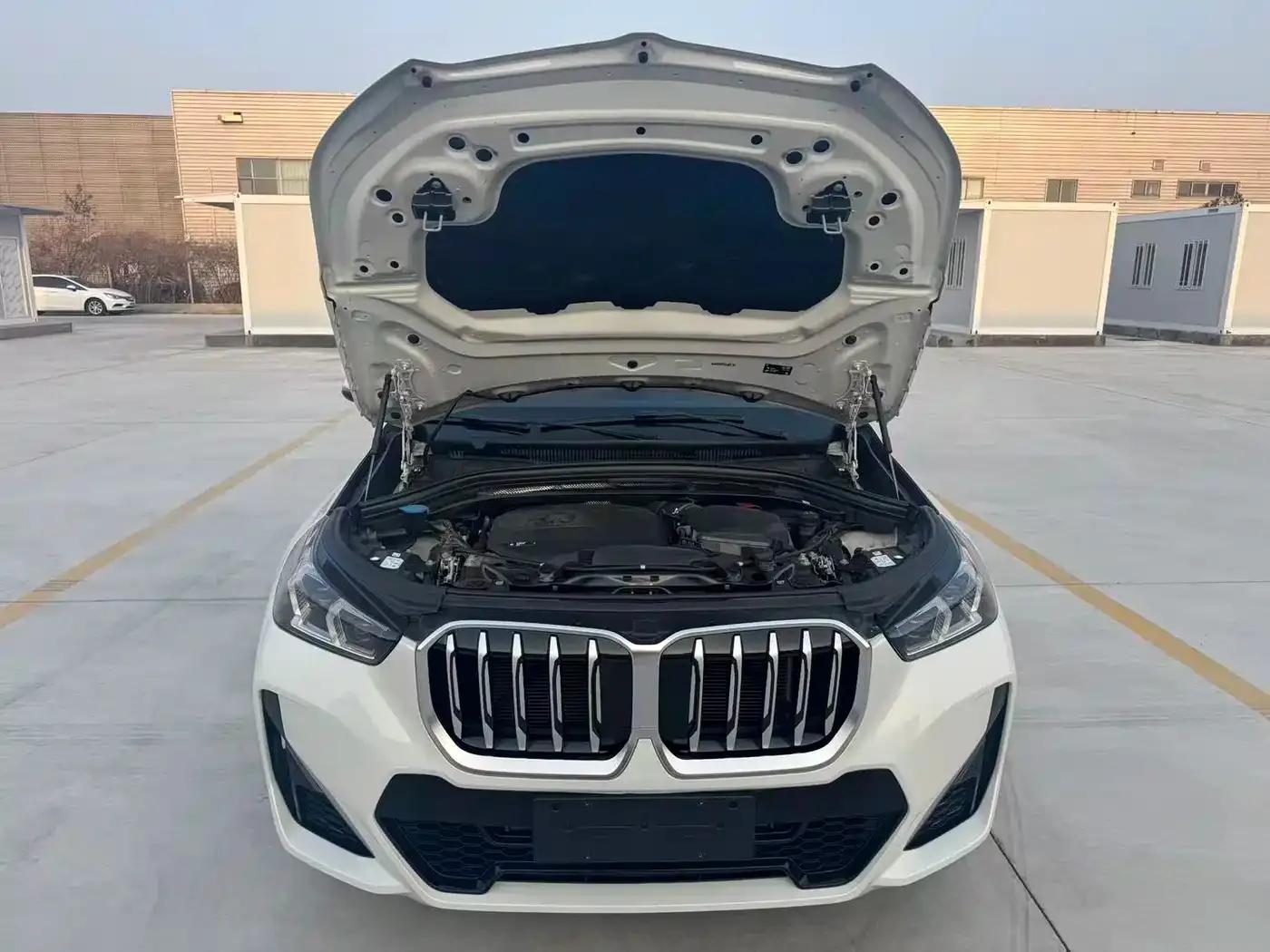 2024 BMW X1 sDrive25Li M Sport Package — миниатюра 15