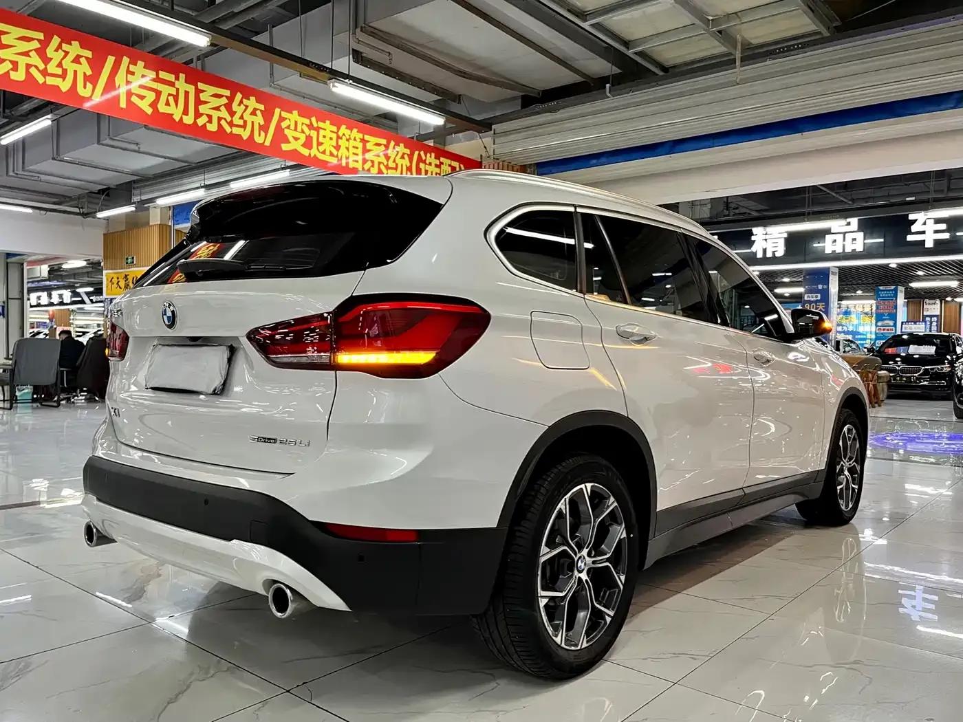 BMW X1 2021 sDrive25Li Leading Edition — миниатюра 5
