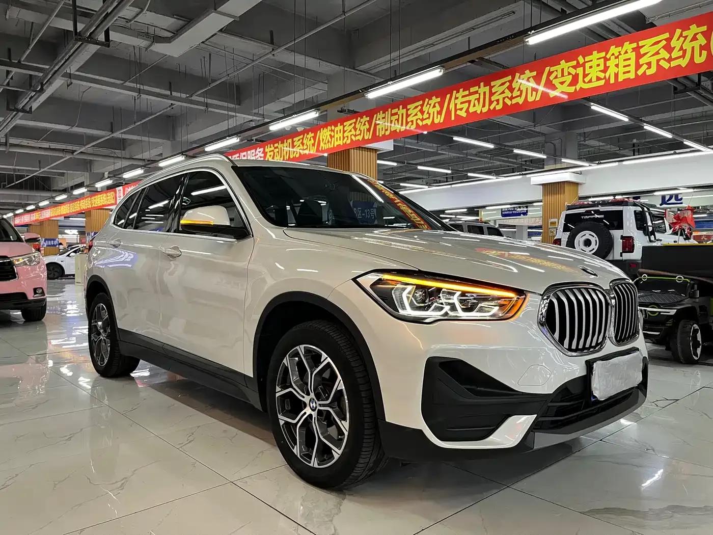 BMW X1 2021 sDrive25Li Leading Edition — миниатюра 6