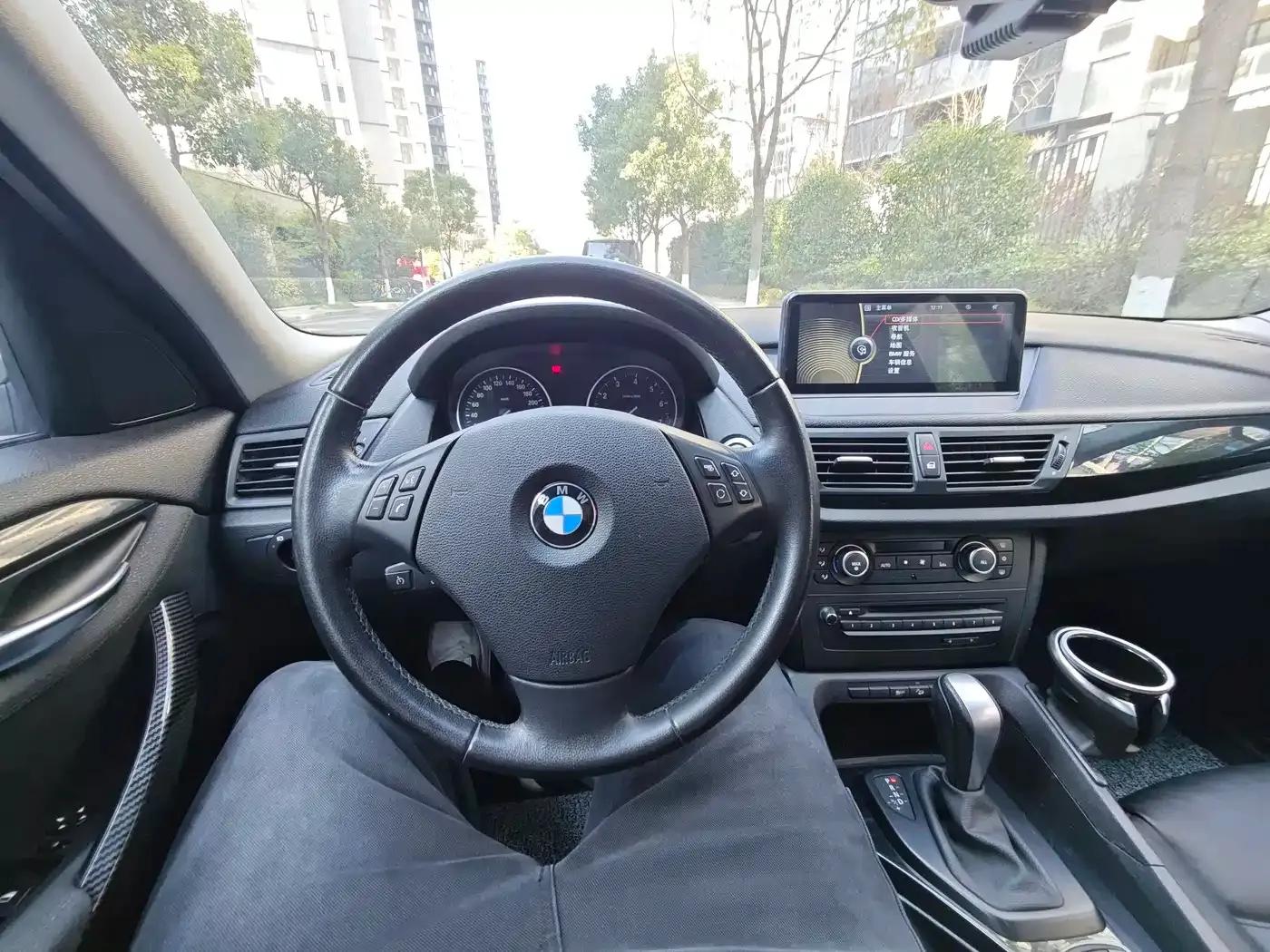 2010 BMW X1 xDrive25i (Imported) — миниатюра 8