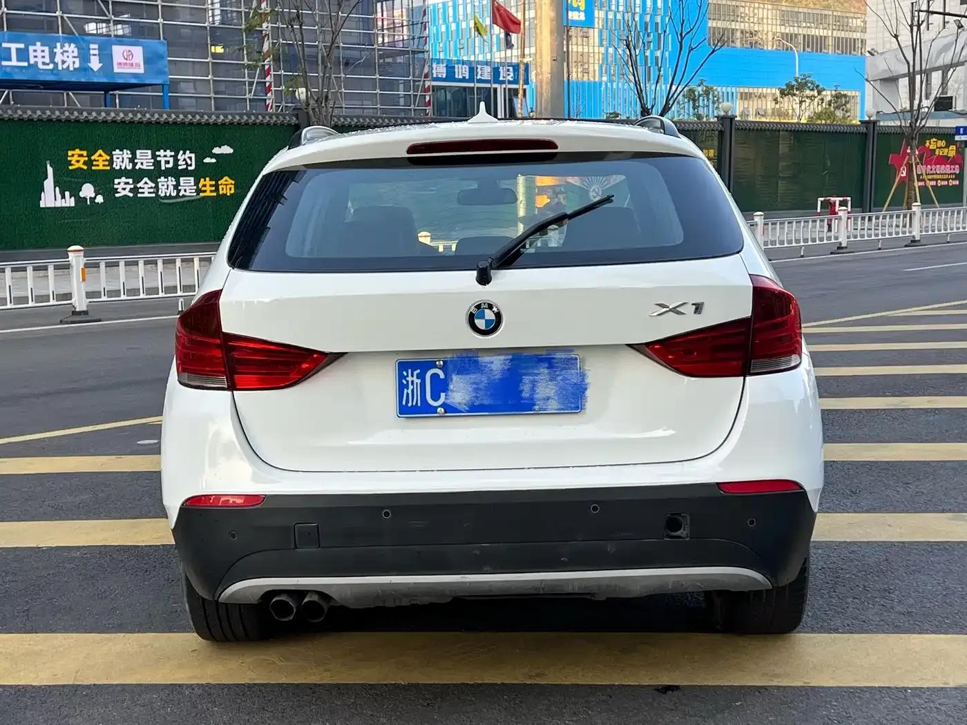 BMW X1 (Imported) 2010 xDrive25i — миниатюра 6