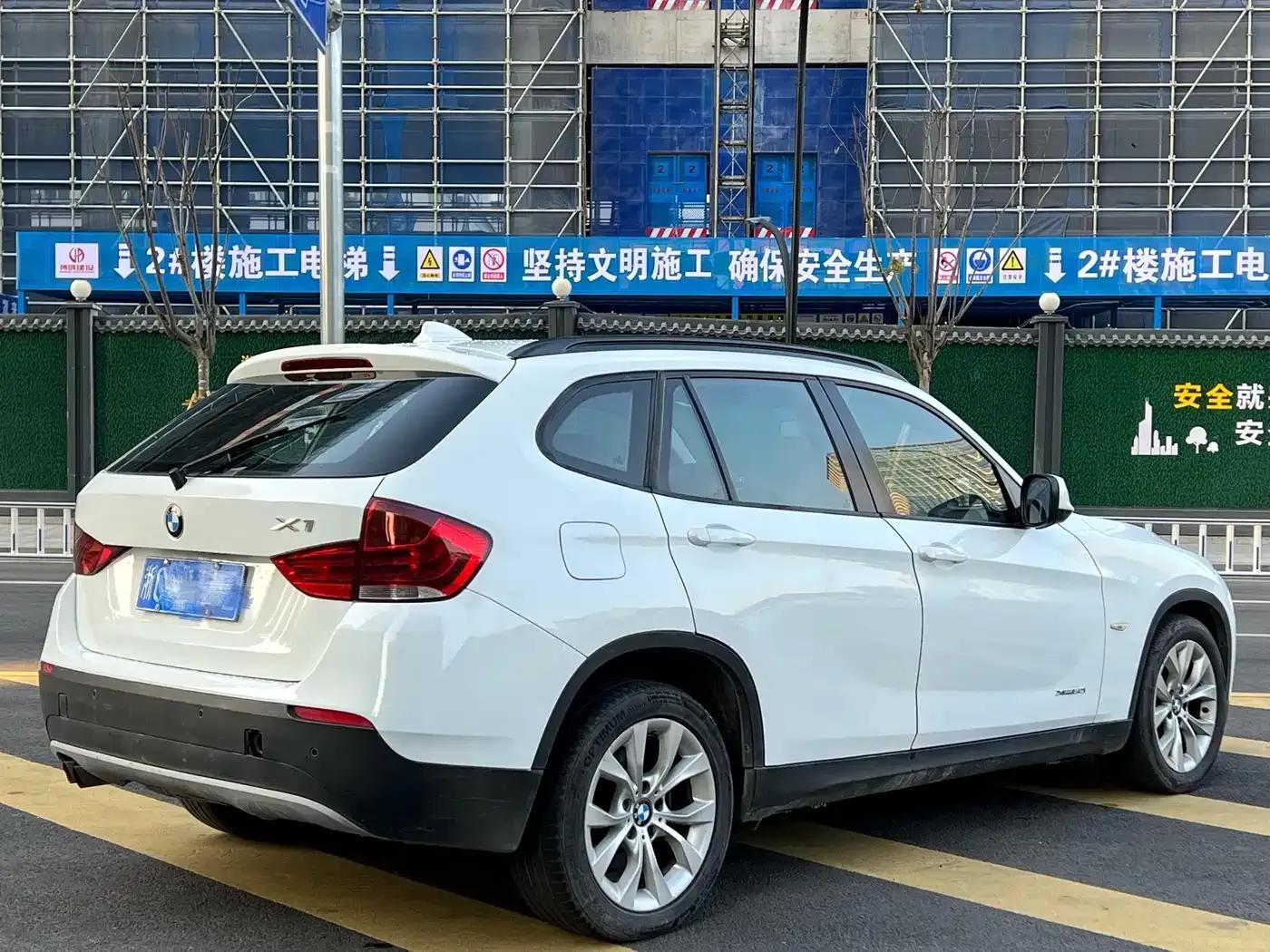 BMW X1 (Imported) 2010 xDrive25i — миниатюра 7