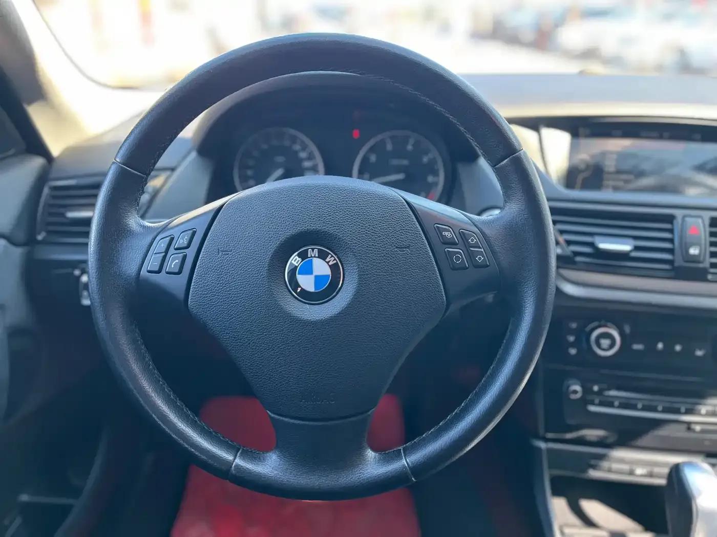 2012 BMW X1 Imported sDrive18i Luxury Model — миниатюра 17