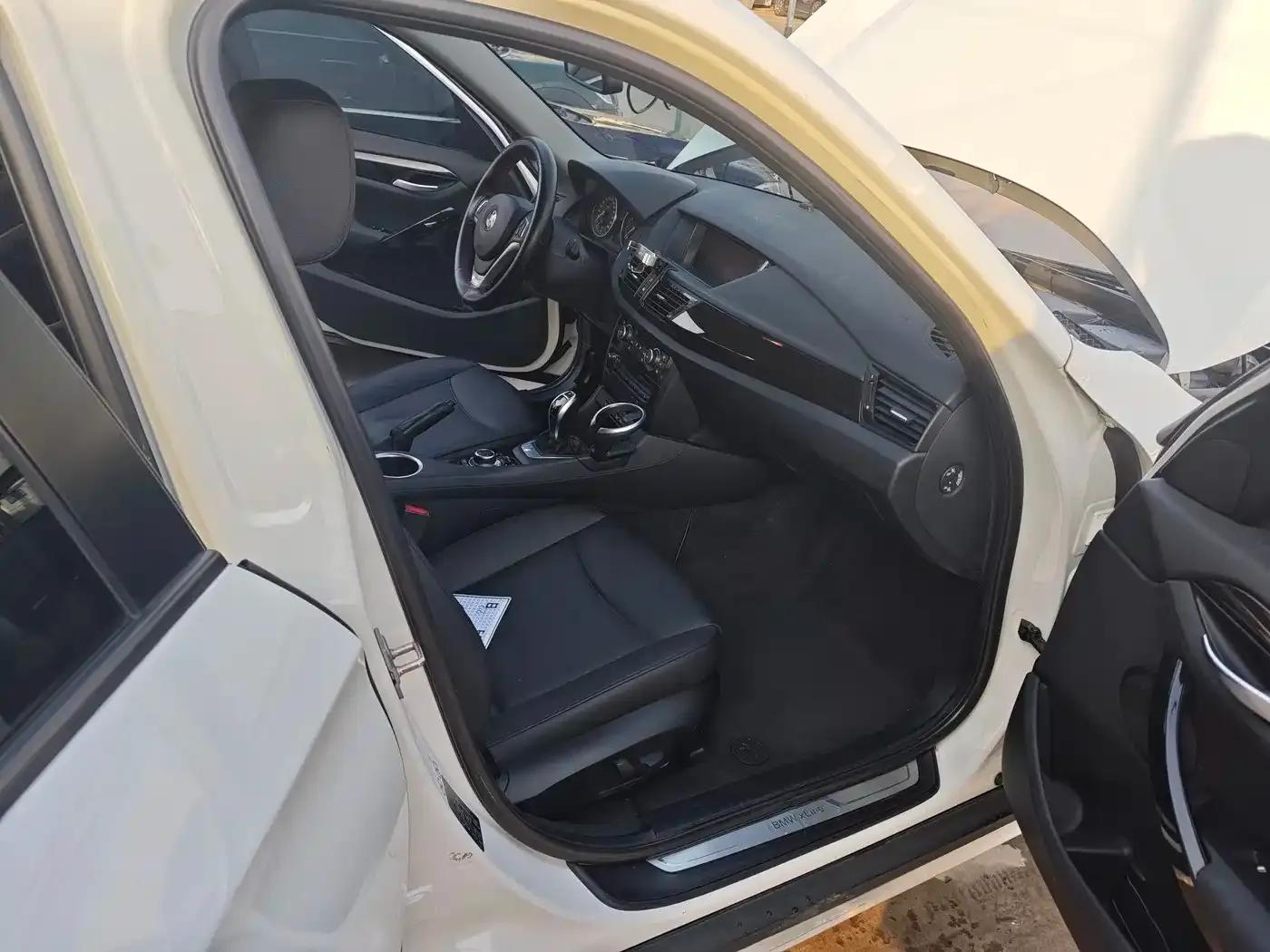 BMW X1 (Imported) 2012 xDrive20i — миниатюра 9