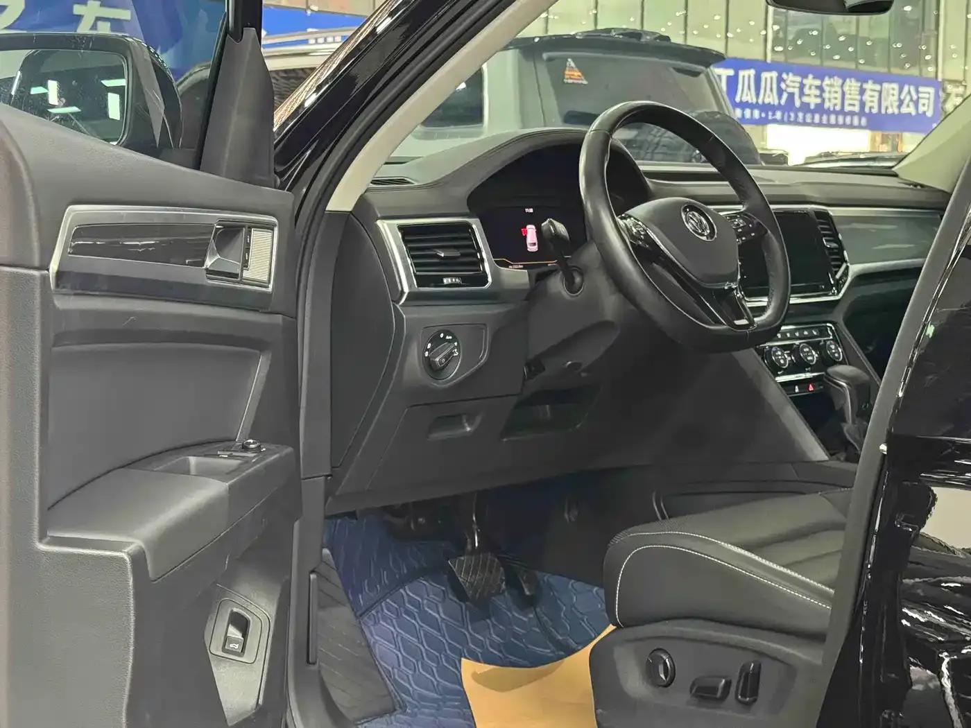 2020 Volkswagen Teramont Facelift 530 V6 AWD Luxury Edition — миниатюра 6