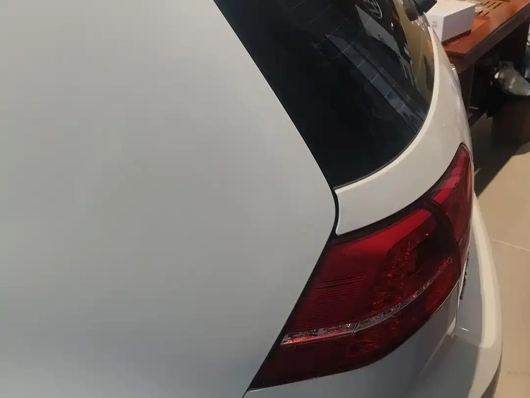 2016 Golf 230TSI Automatic Luxury — миниатюра 5