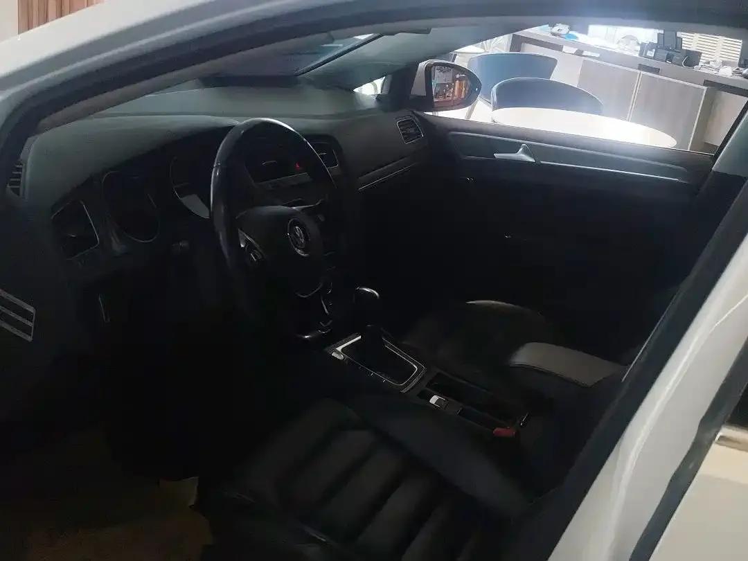 2016 Golf 230TSI Automatic Luxury — миниатюра 10
