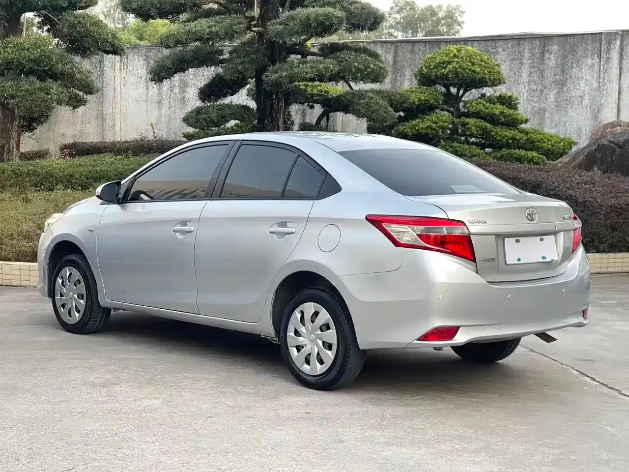 Vios 2014 1.5L Automatic Smart Edition — миниатюра 3