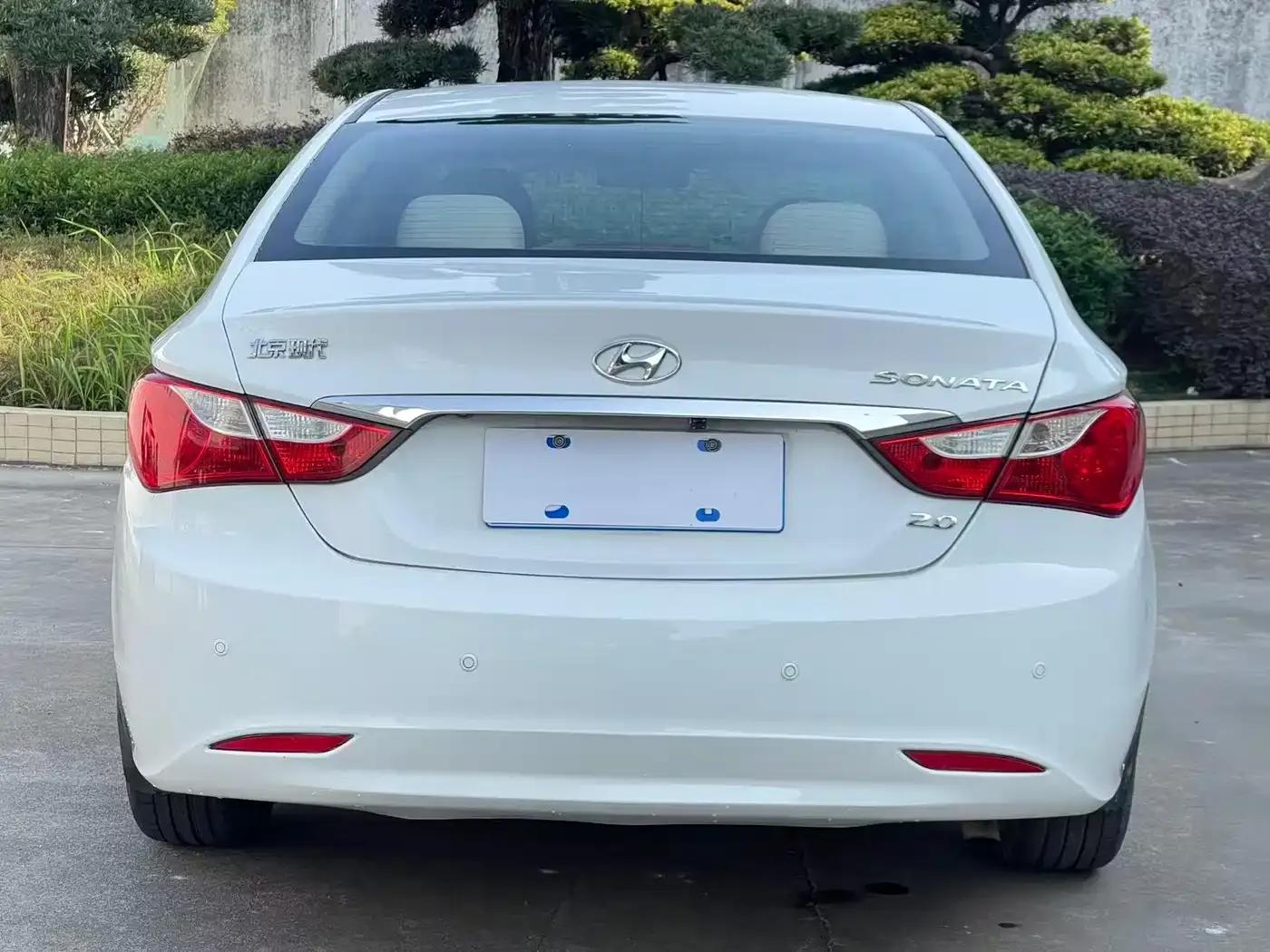 Sonata 2013 2.0L Automatic Fashion Edition — миниатюра 4