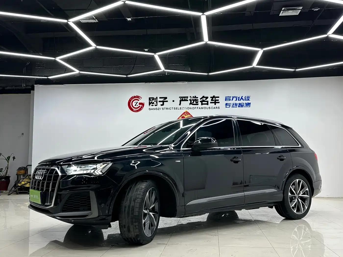 Audi Q7 2020 55 TFSI quattro S line Sport — миниатюра 1