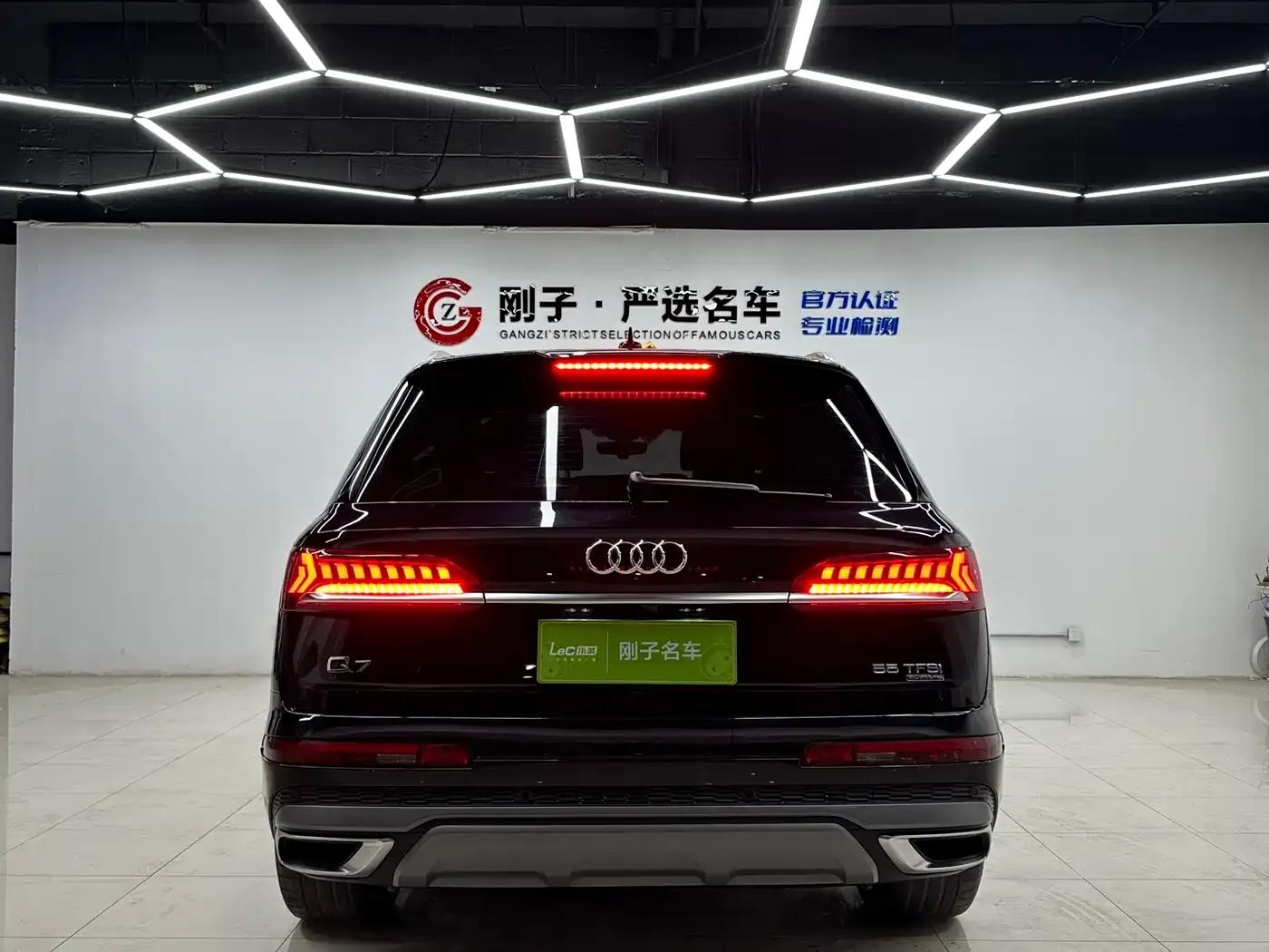 Audi Q7 2020 55 TFSI quattro S line Sport — миниатюра 6