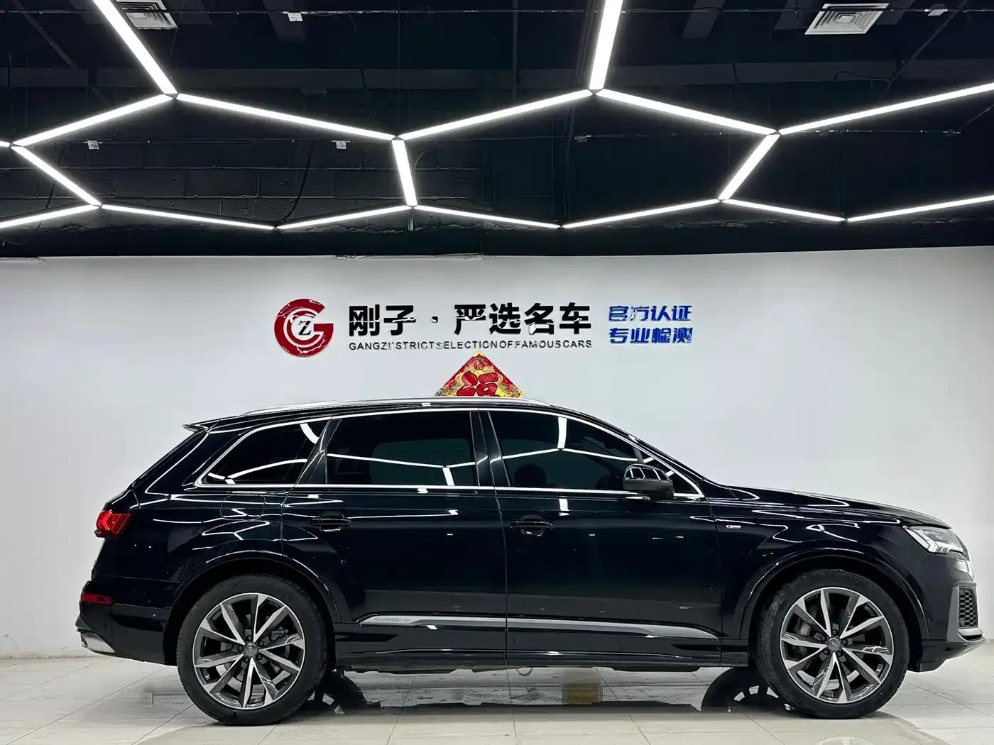 Audi Q7 2020 55 TFSI quattro S line Sport — миниатюра 8