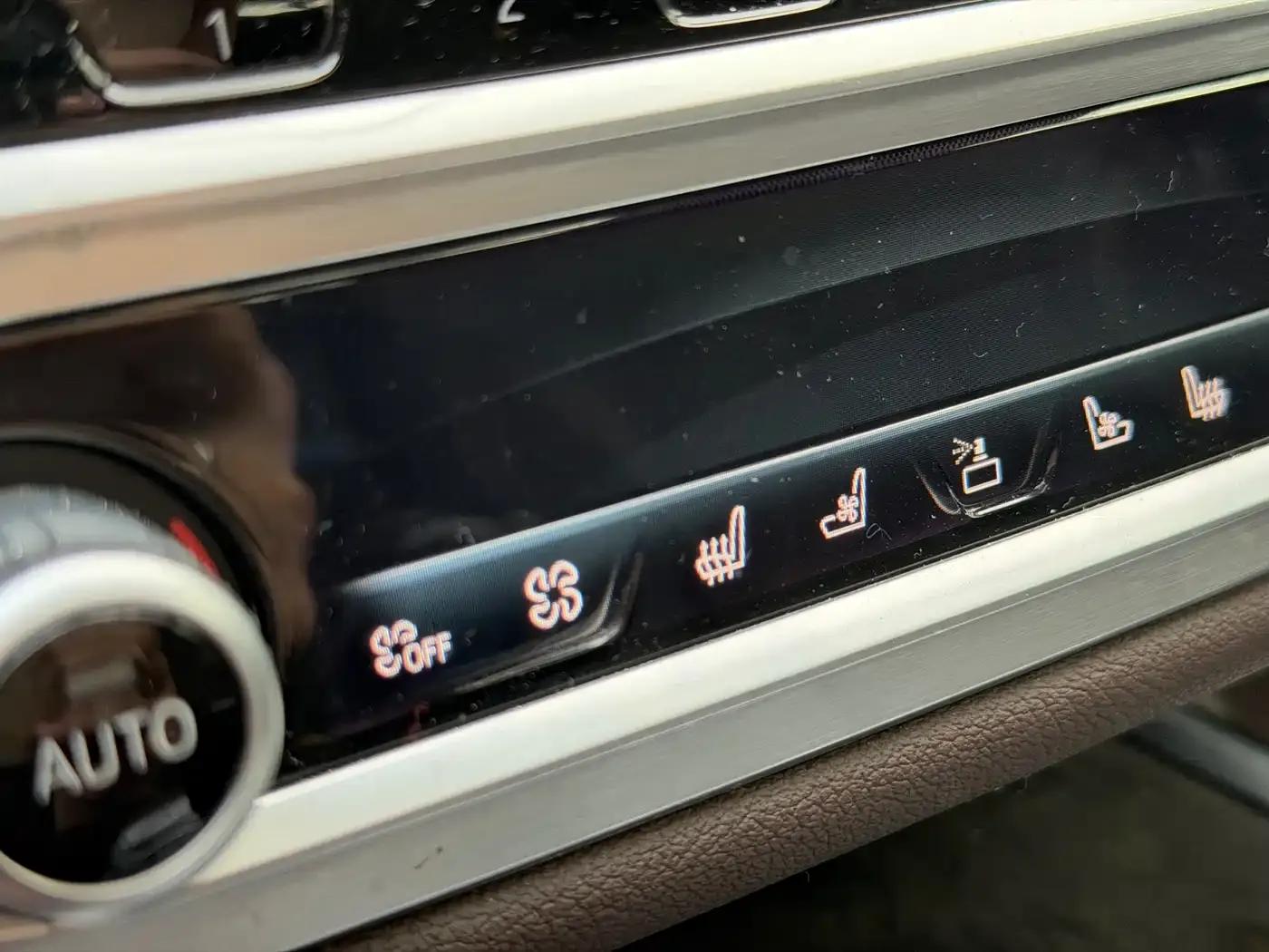 2016 BMW 7 Series 730Li Luxury — миниатюра 6