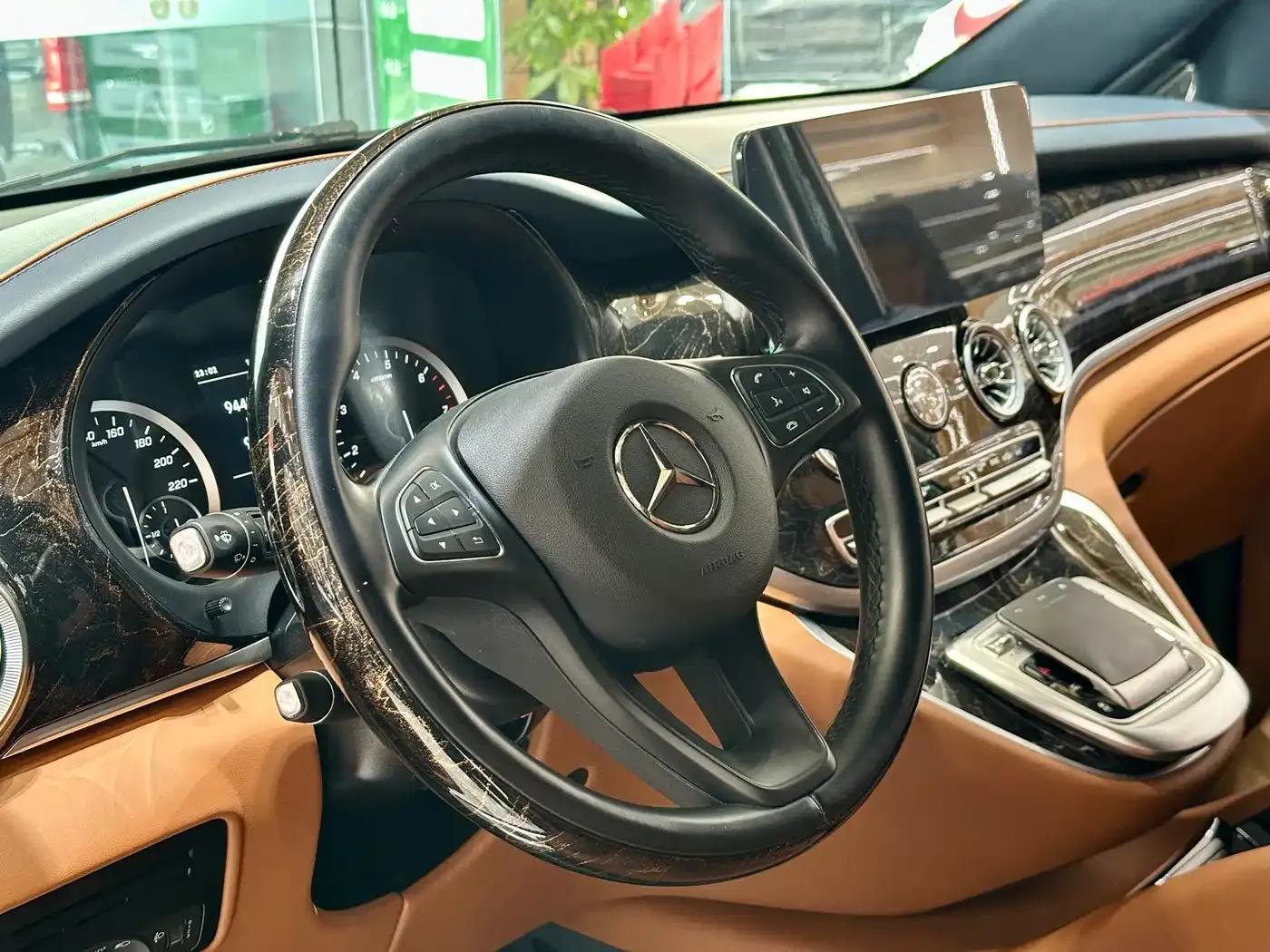 Vito 2021 2.0T Business Edition 7-seater — миниатюра 4
