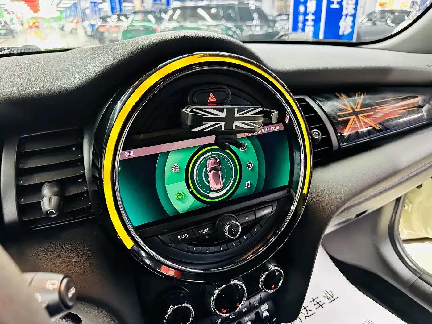 2021 MINI 1.5T COOPER Racer — миниатюра 32