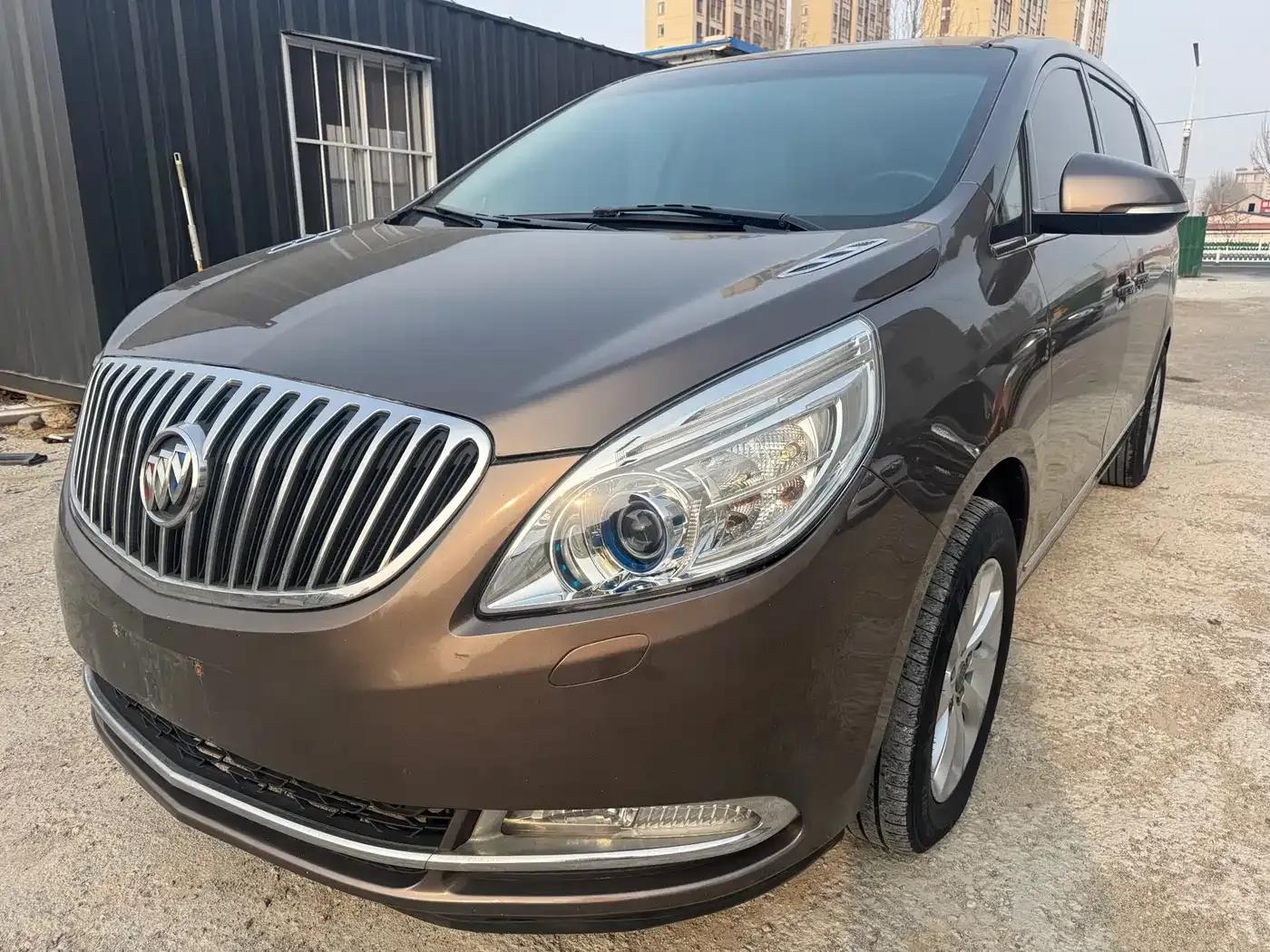 Buick GL8 2013 3.0L XT Luxury Business Flagship Edition — миниатюра 1