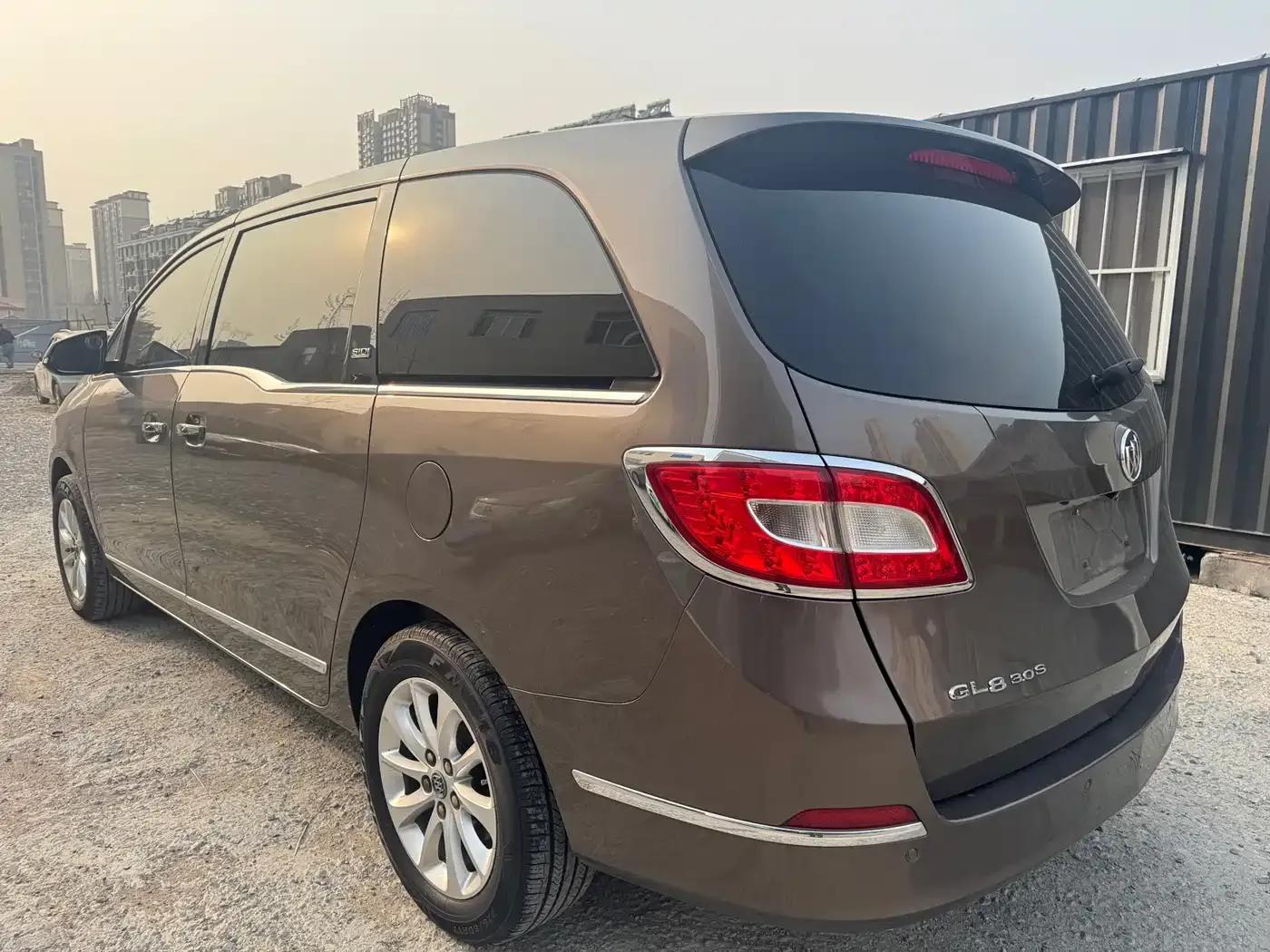 Buick GL8 2013 3.0L XT Luxury Business Flagship Edition — миниатюра 5