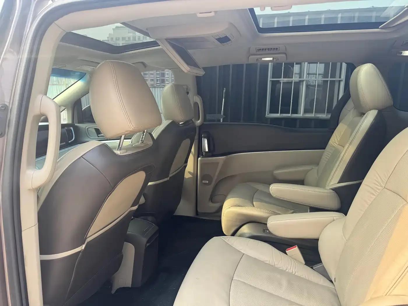 Buick GL8 2013 3.0L XT Luxury Business Flagship Edition — миниатюра 7