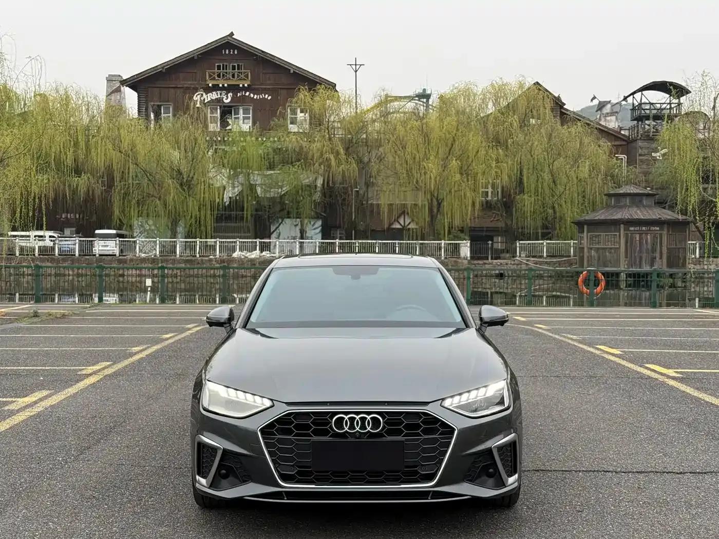 Audi A4L 2020 40 TFSI Fashion Dynamic Edition — миниатюра 2