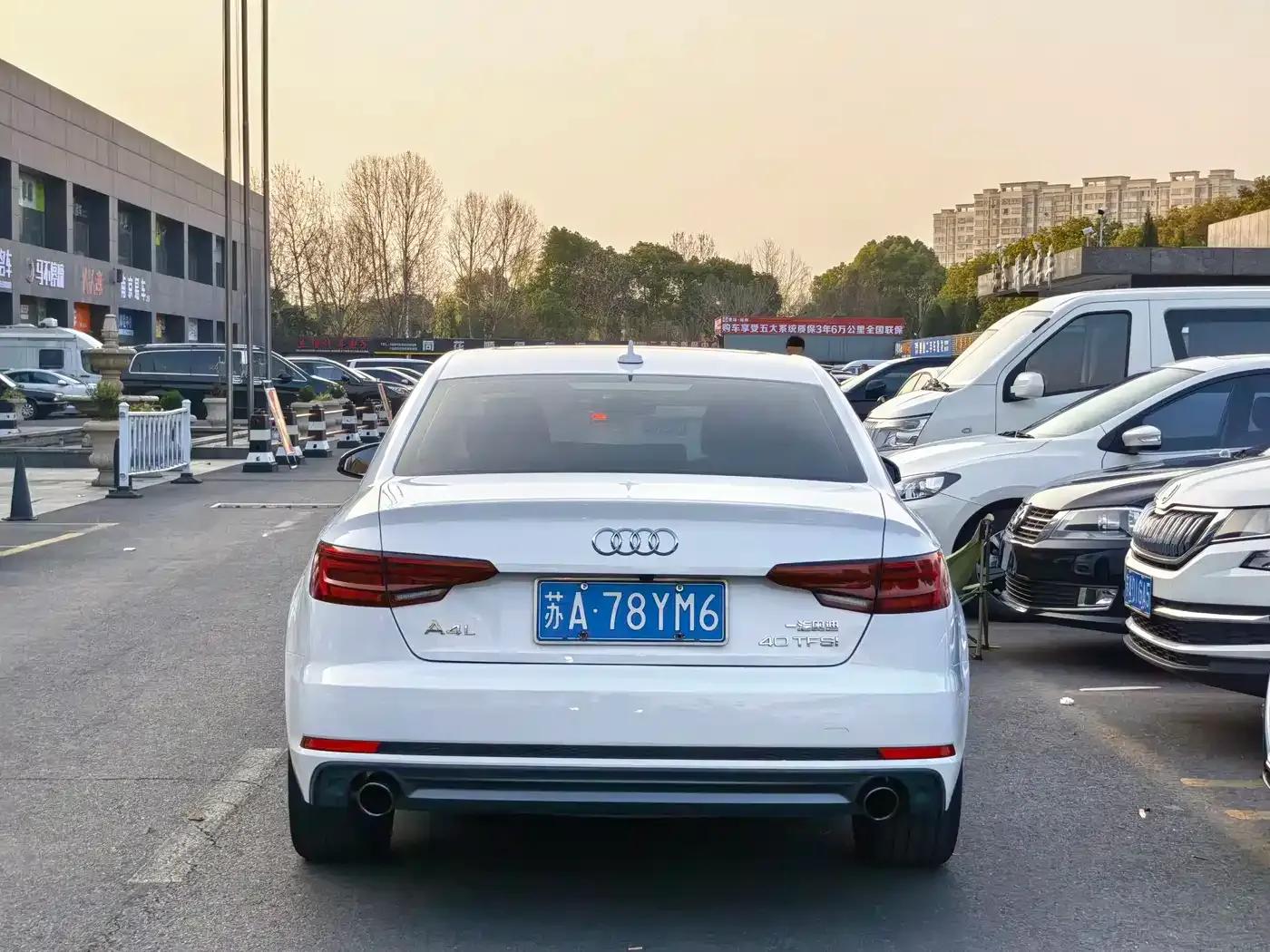 Audi A4L 2018 30th Anniversary Edition 40 TFSI Fashion Model — миниатюра 4