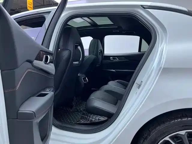Lynk & Co 03 2019 1.5TD DCT Pro Edition (China VI Emission Standard) — миниатюра 7