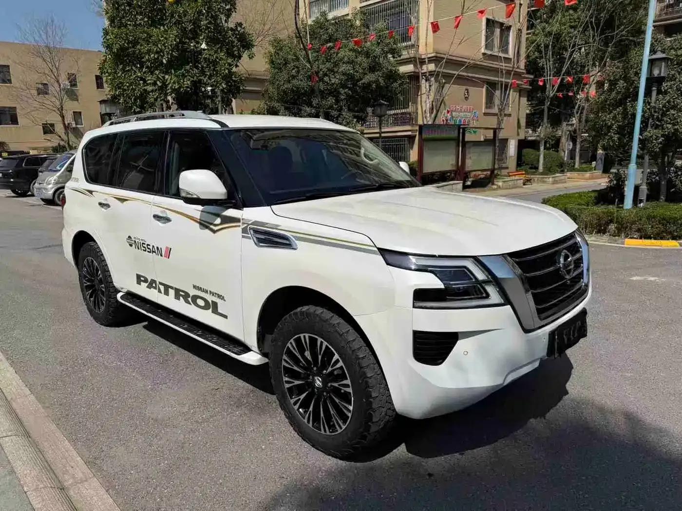 2020 Nissan Patrol Y62 4.0L Middle East Edition — миниатюра 3
