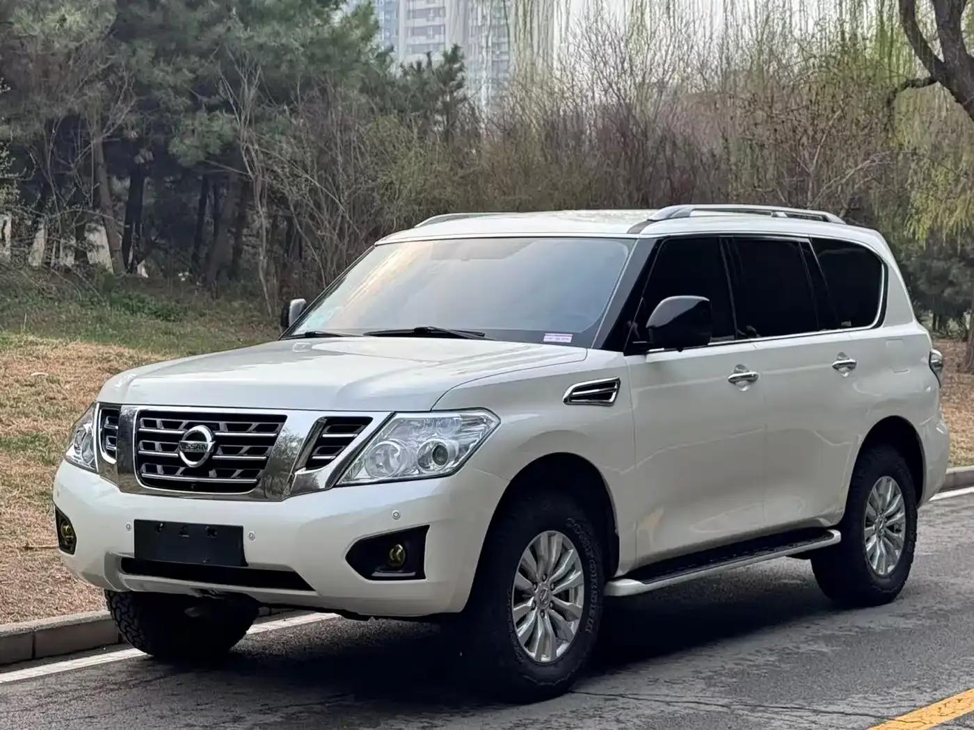 Nissan Patrol 2018 4.0L Leader Edition — миниатюра 1