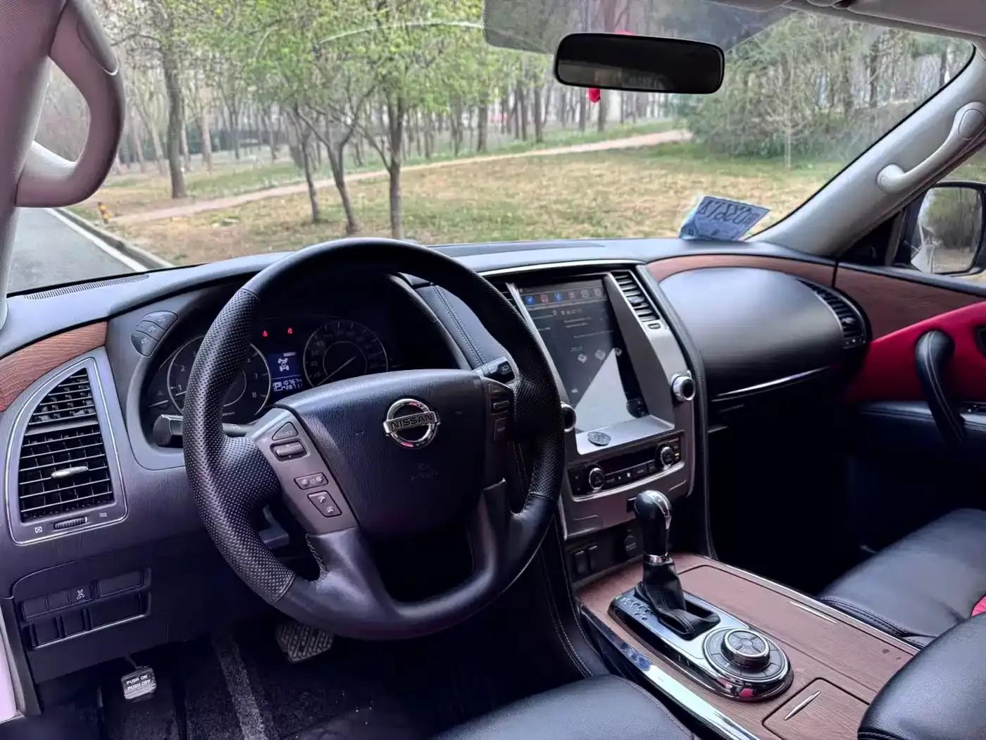 Nissan Patrol 2018 4.0L Leader Edition — миниатюра 6