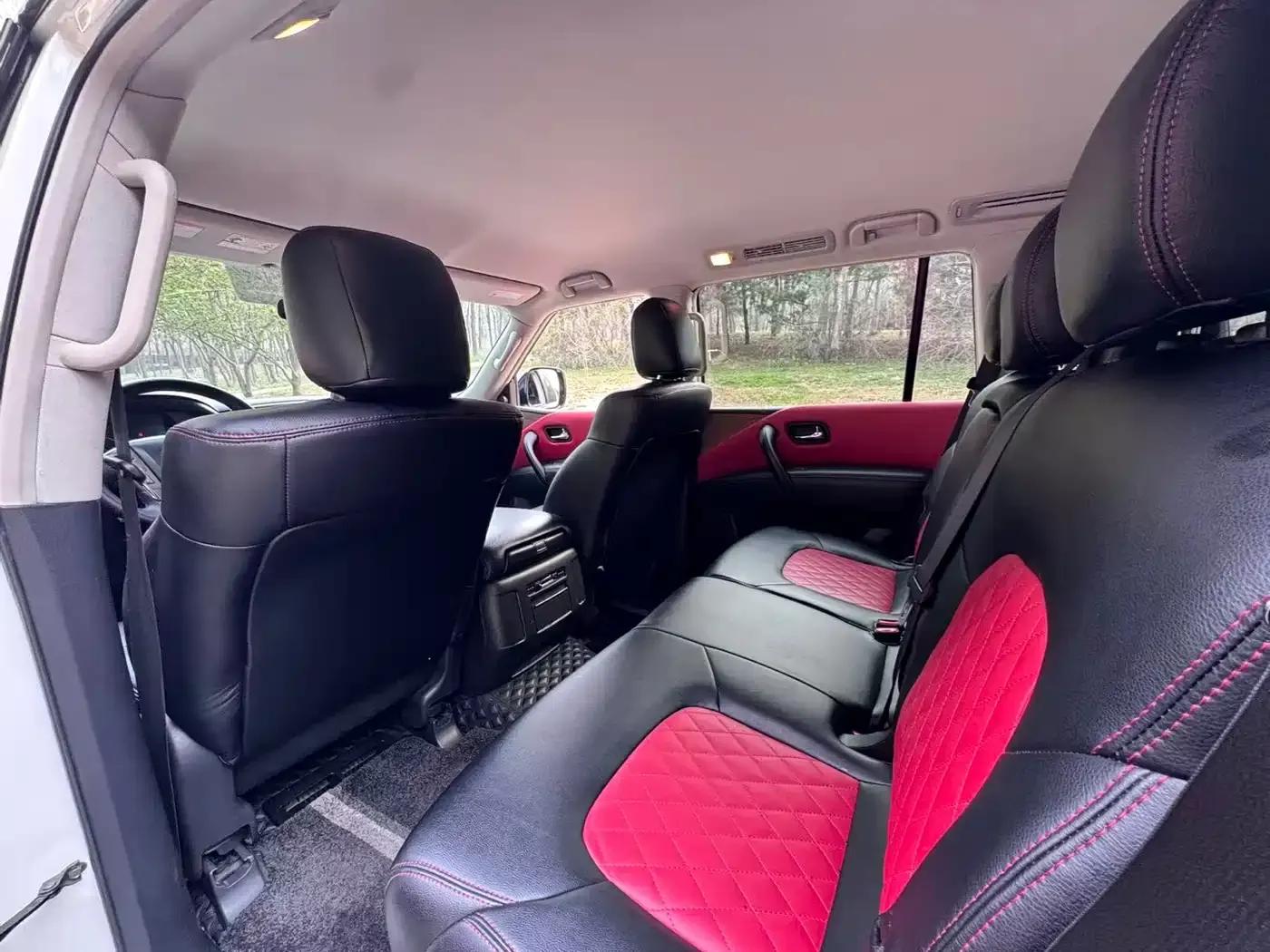 Nissan Patrol 2018 4.0L Leader Edition — миниатюра 10
