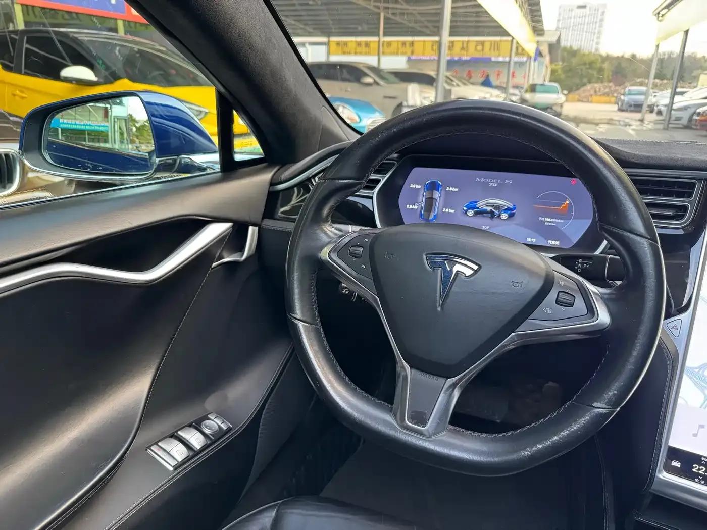 2016 Model S 70 — миниатюра 5