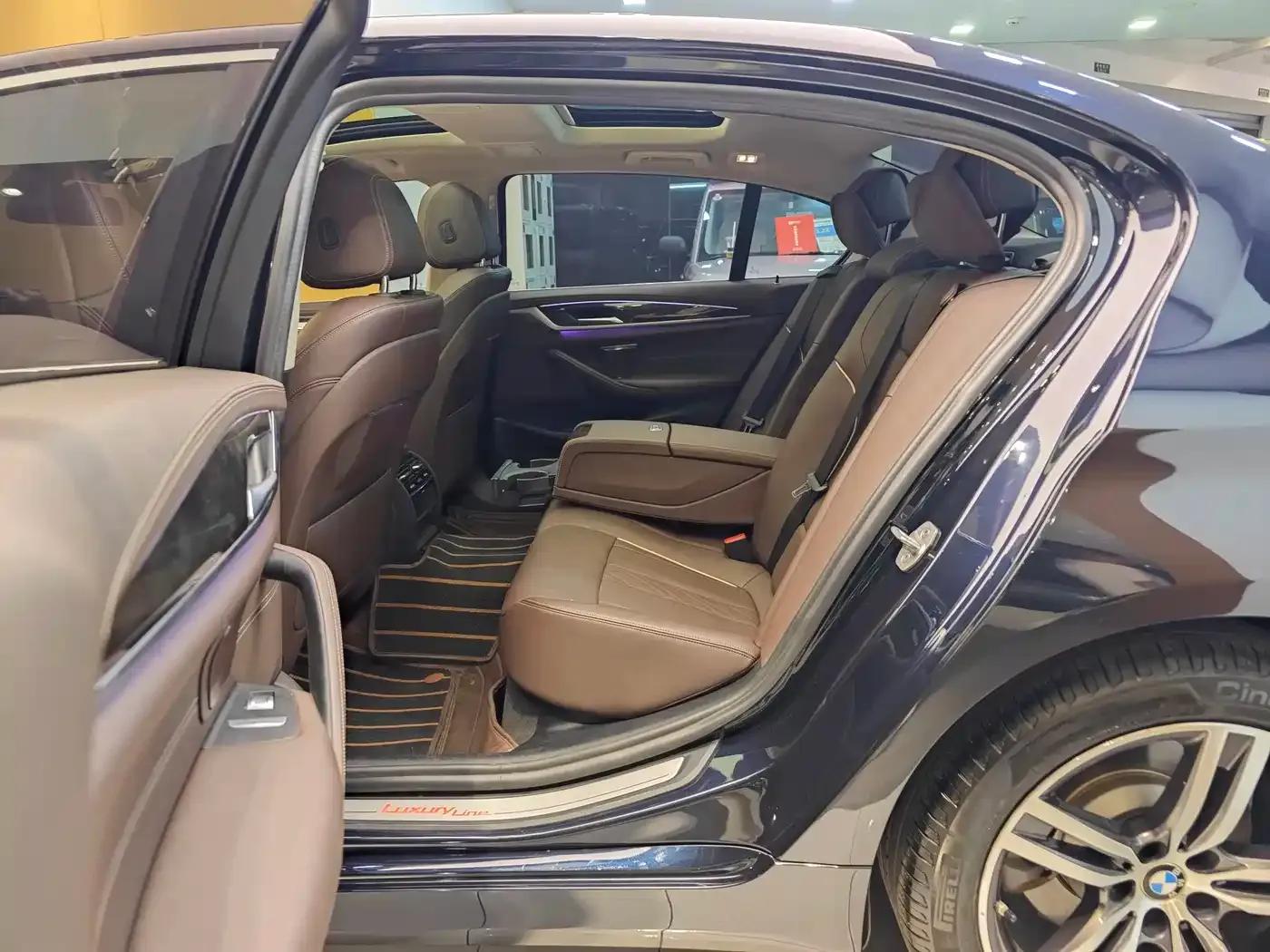 BMW 5 Series 2021 Facelift 530Li Leading Luxury Package — миниатюра 23