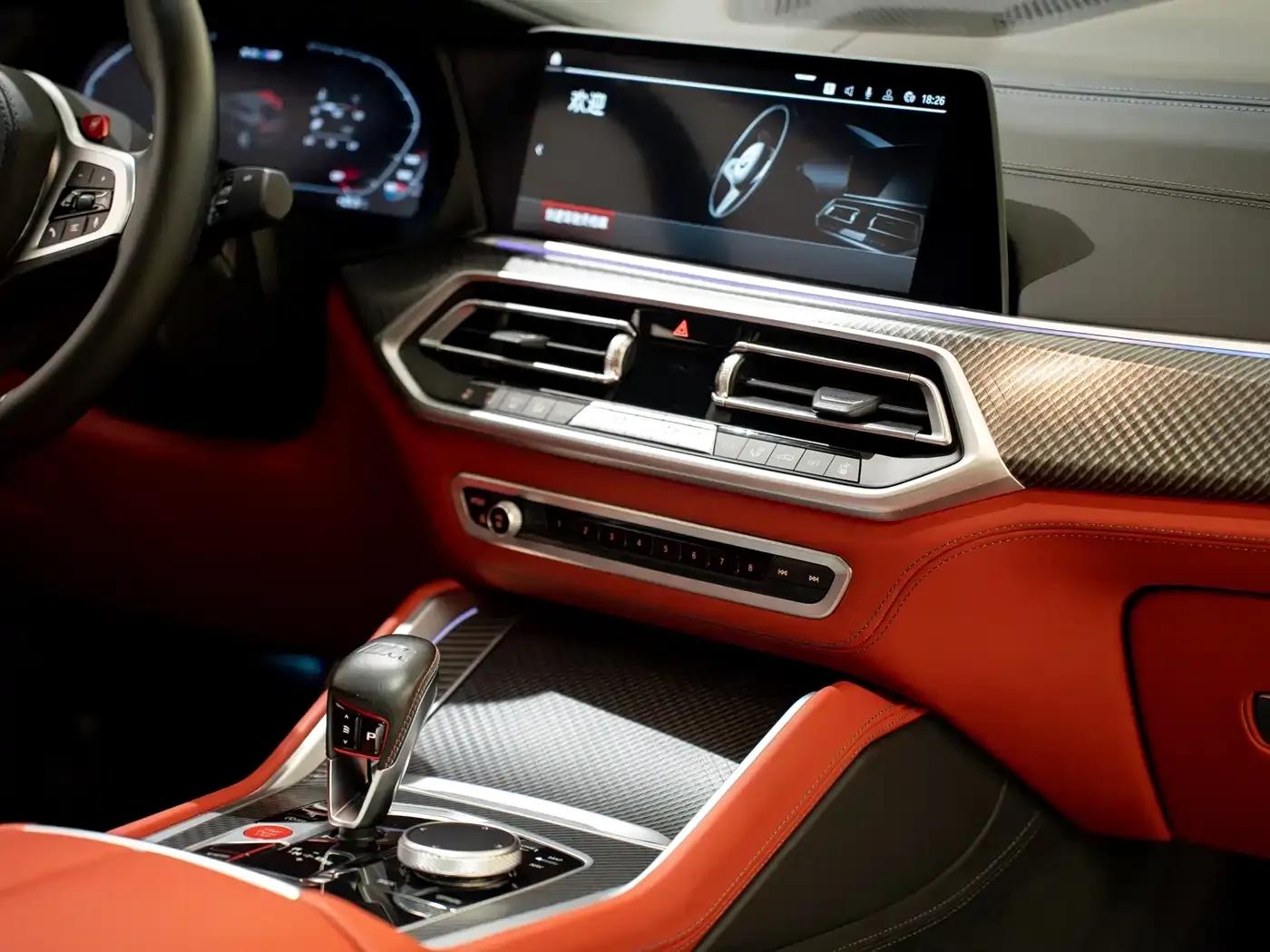 2022 BMW X6 M — миниатюра 23