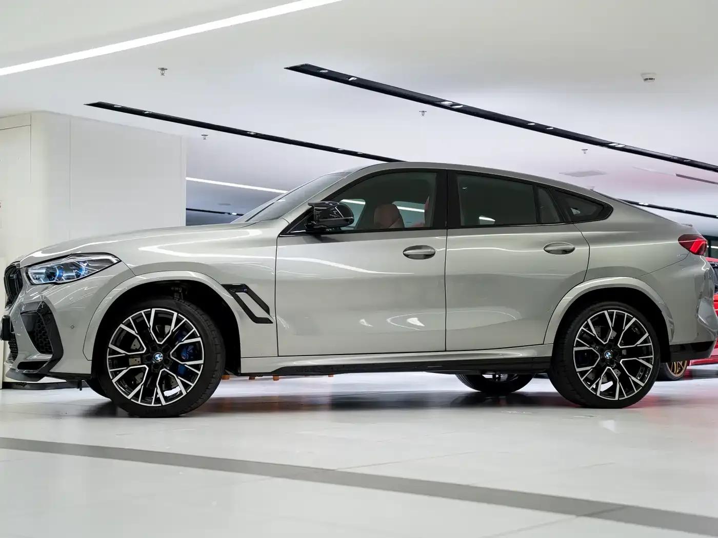2022 BMW X6 M — миниатюра 10