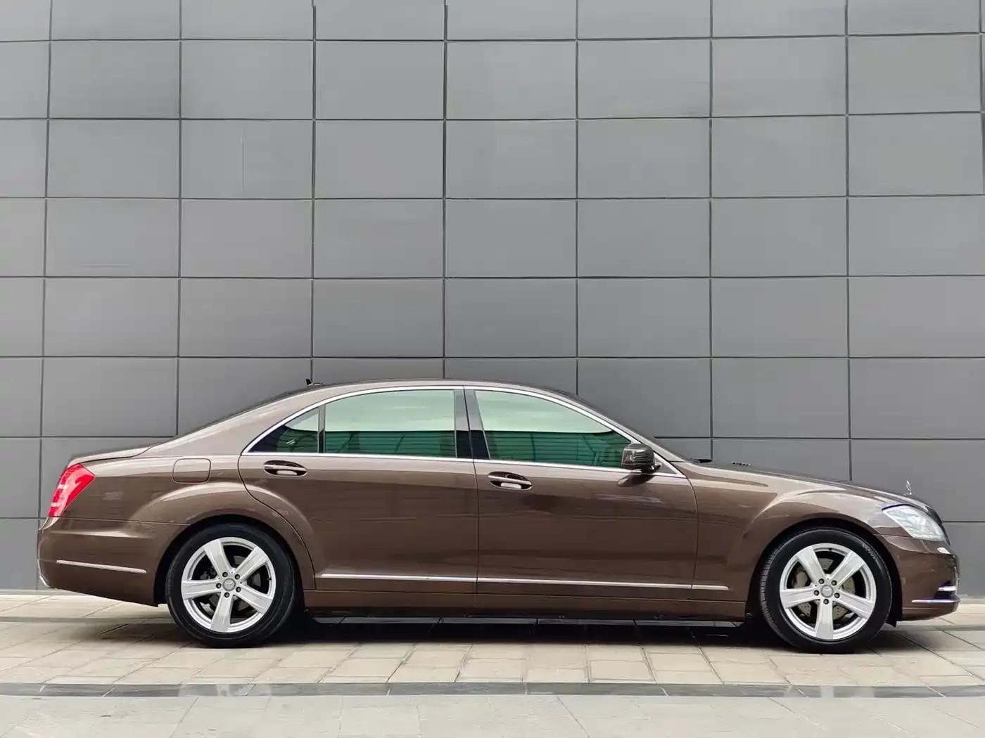 Mercedes-Benz S-Class 2010 S 350 L Luxury — миниатюра 4