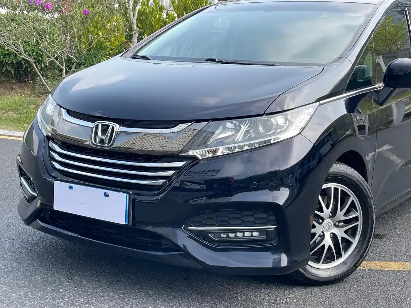 2018 Odyssey 2.4L Comfort Edition — миниатюра 17
